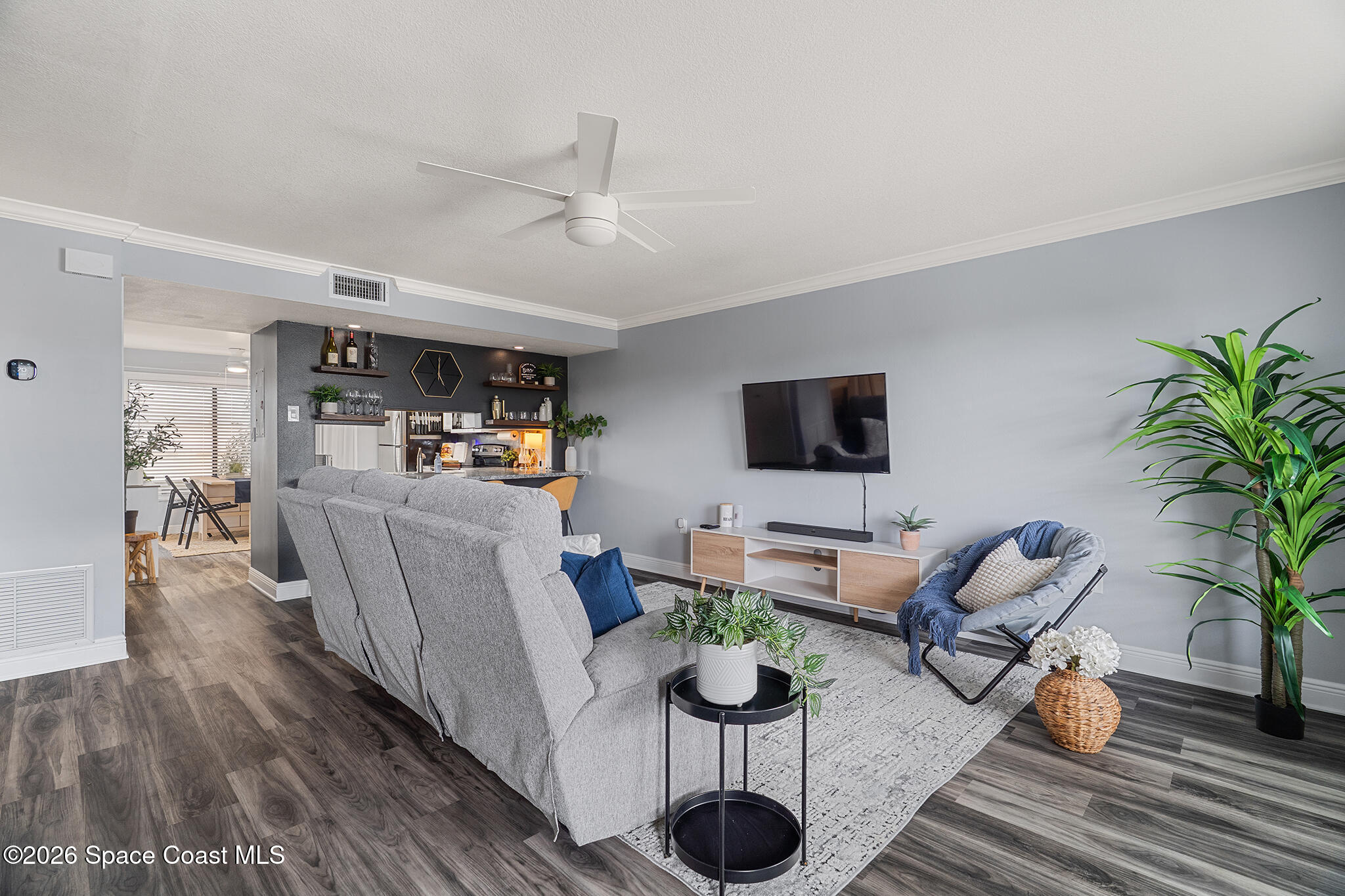 200 International Drive 716
