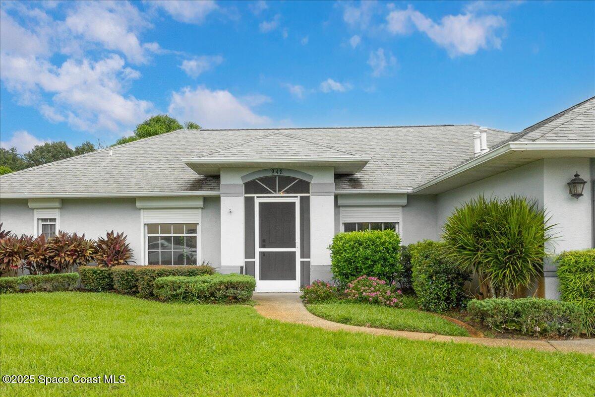 948 Pelican Lane