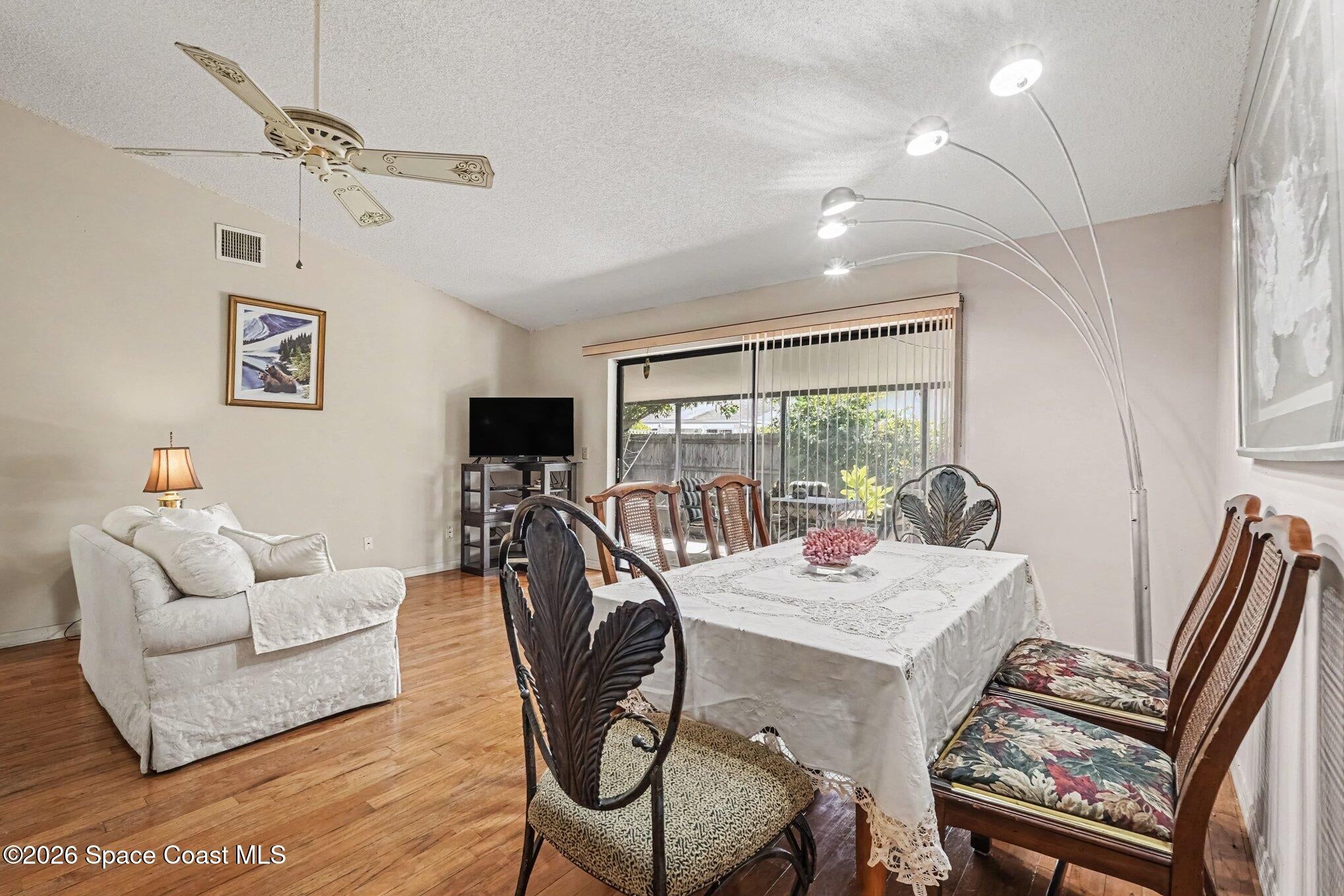 225 Chalet Avenue