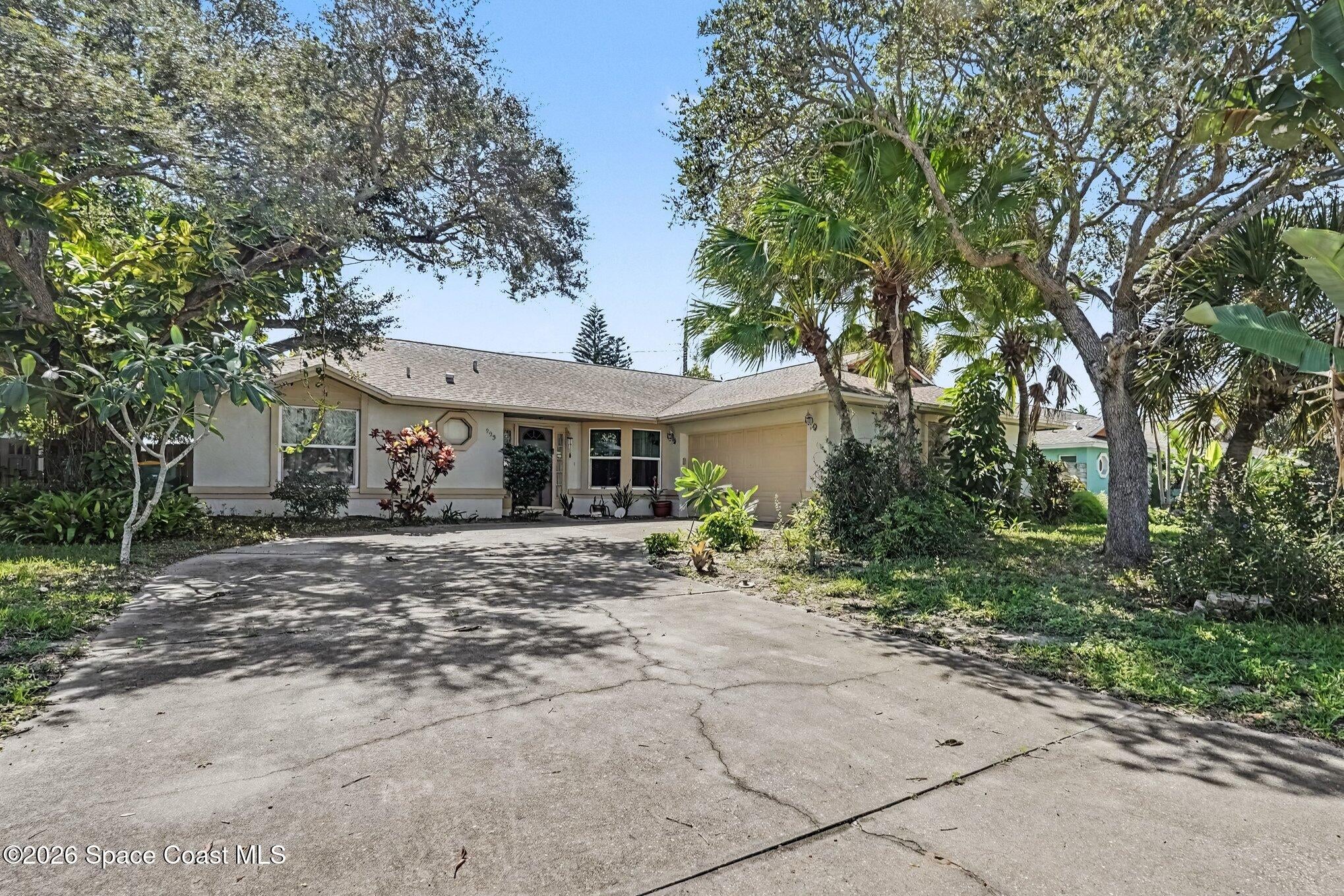 225 Chalet Avenue