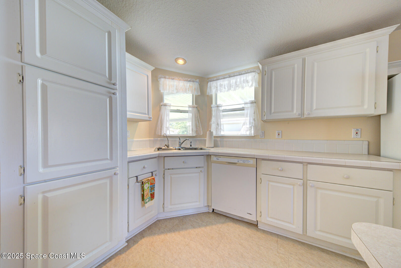 118 Aquarius Terrace 27