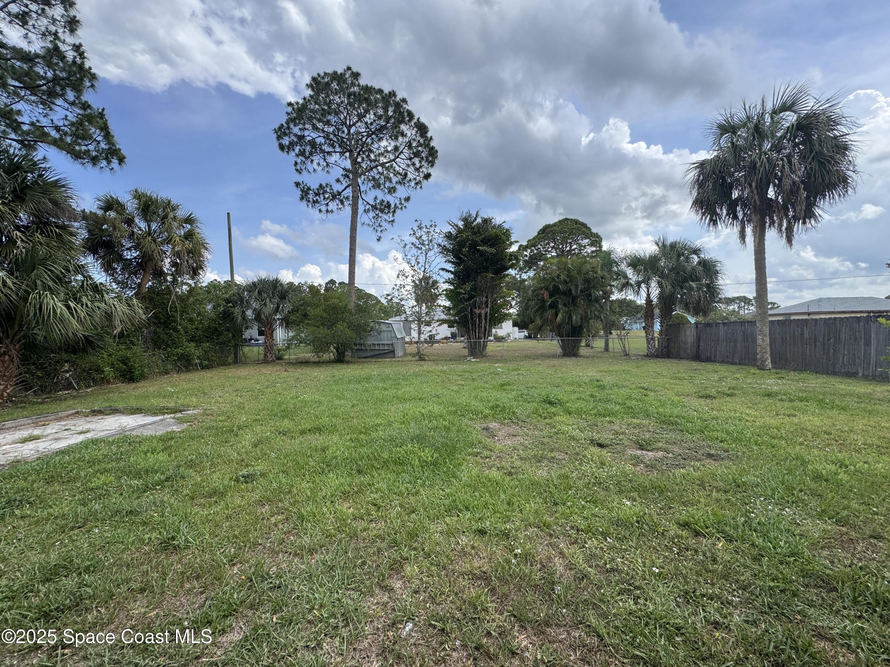 1078 Altamira Street NW