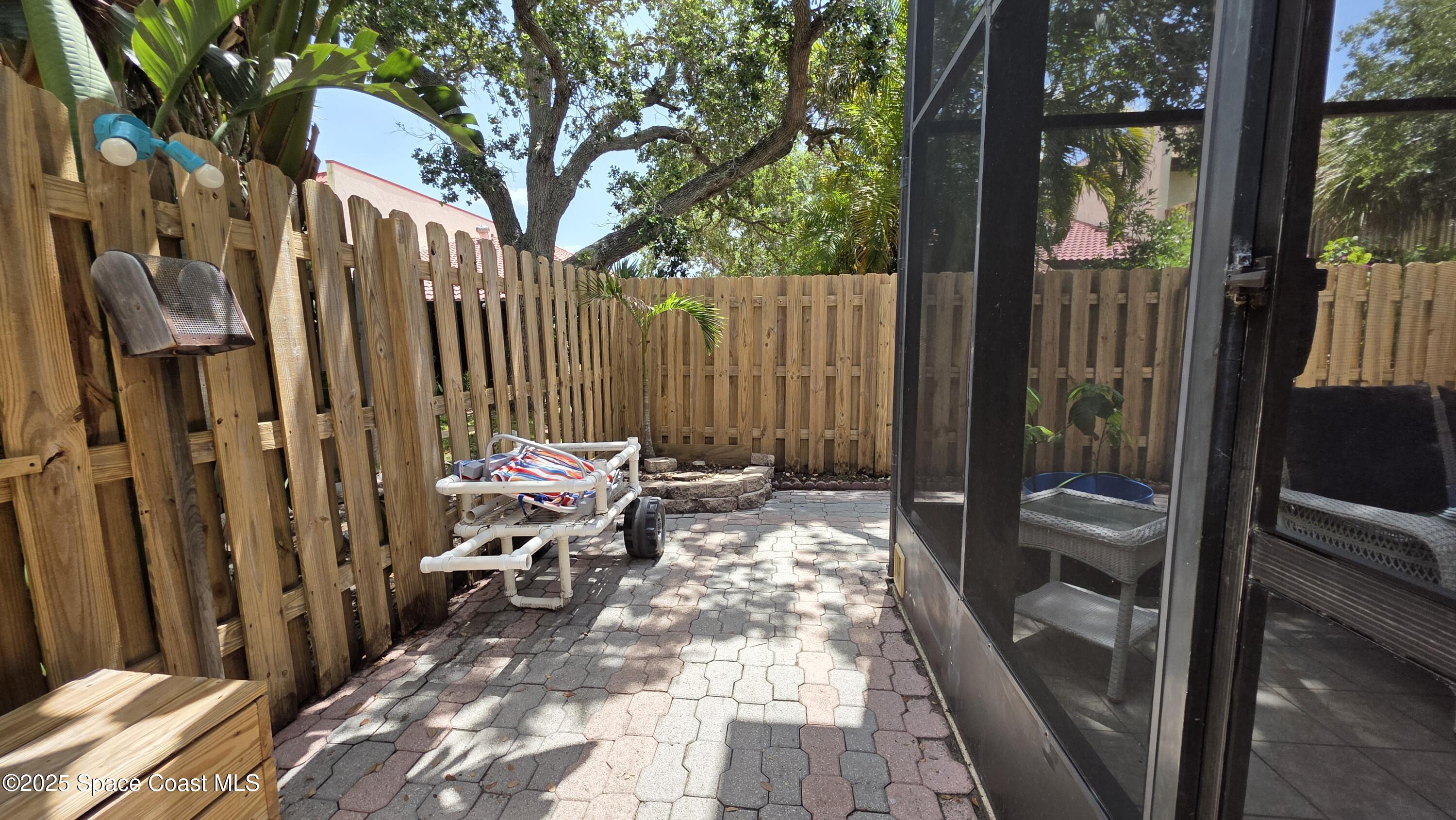 8714 Jasmine Court