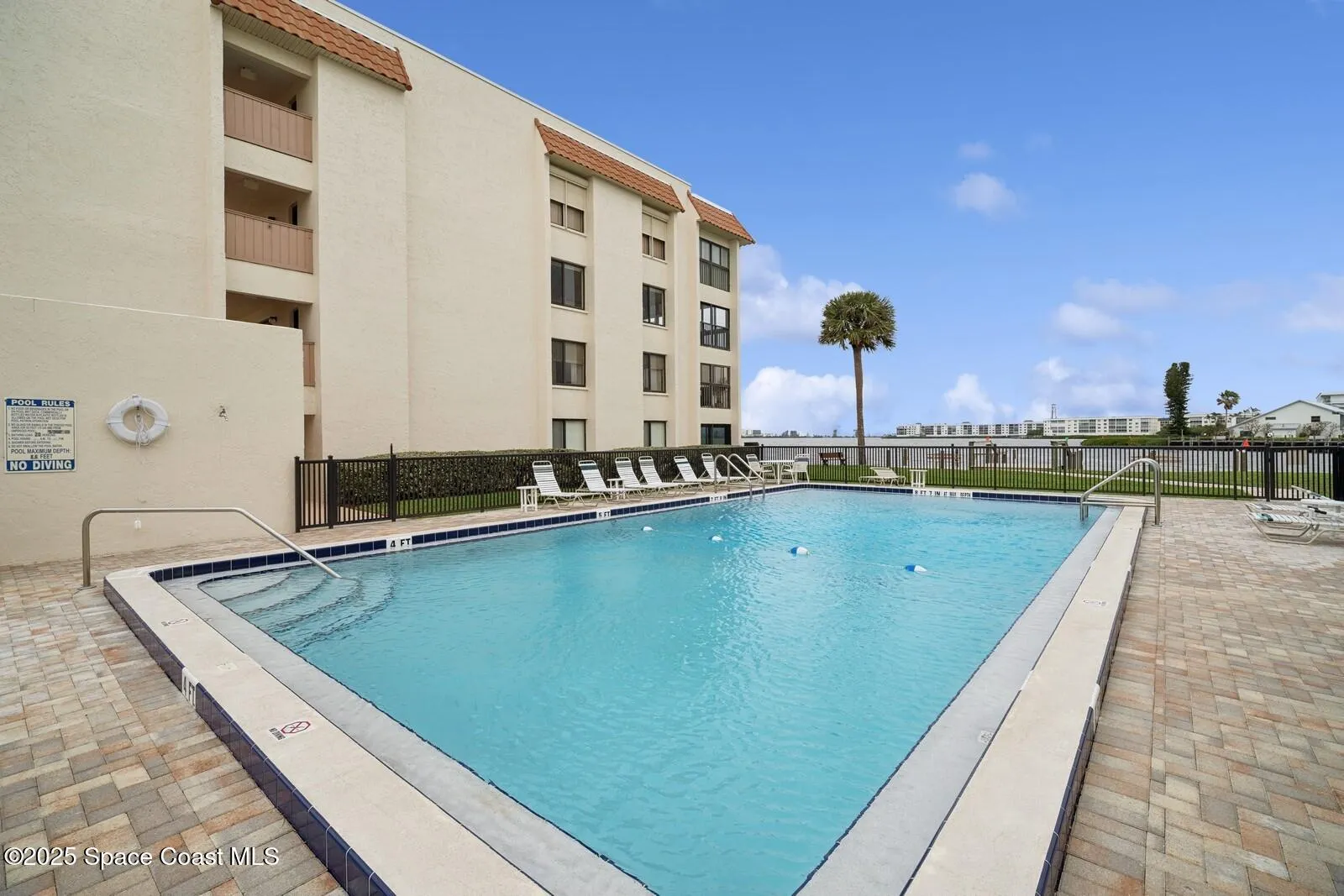 Cocoa Beach, Florida 32931, United States, 2 Bedrooms Bedrooms, ,2 BathroomsBathrooms,Residential,Active,860