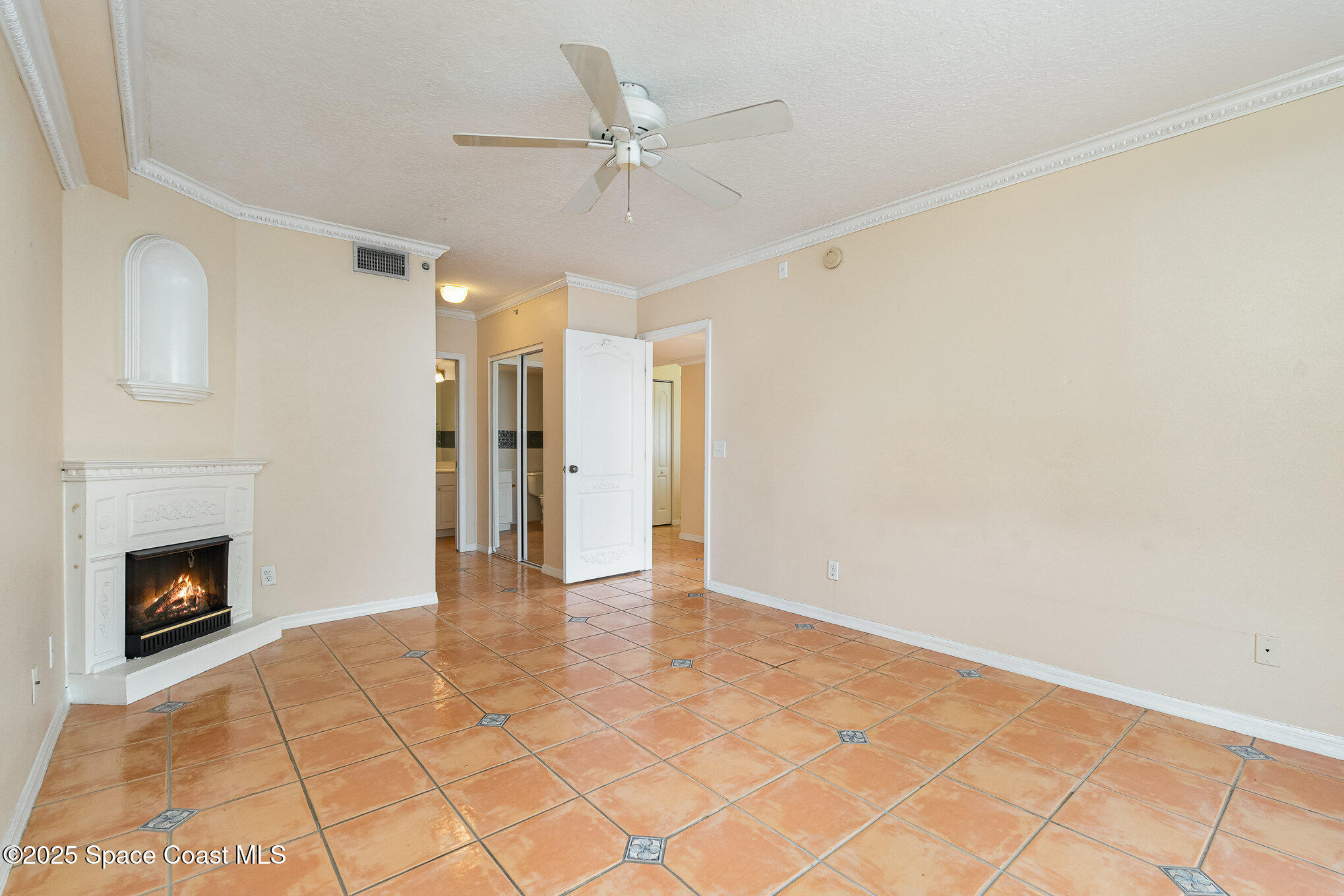 925 N Highway A1a 501