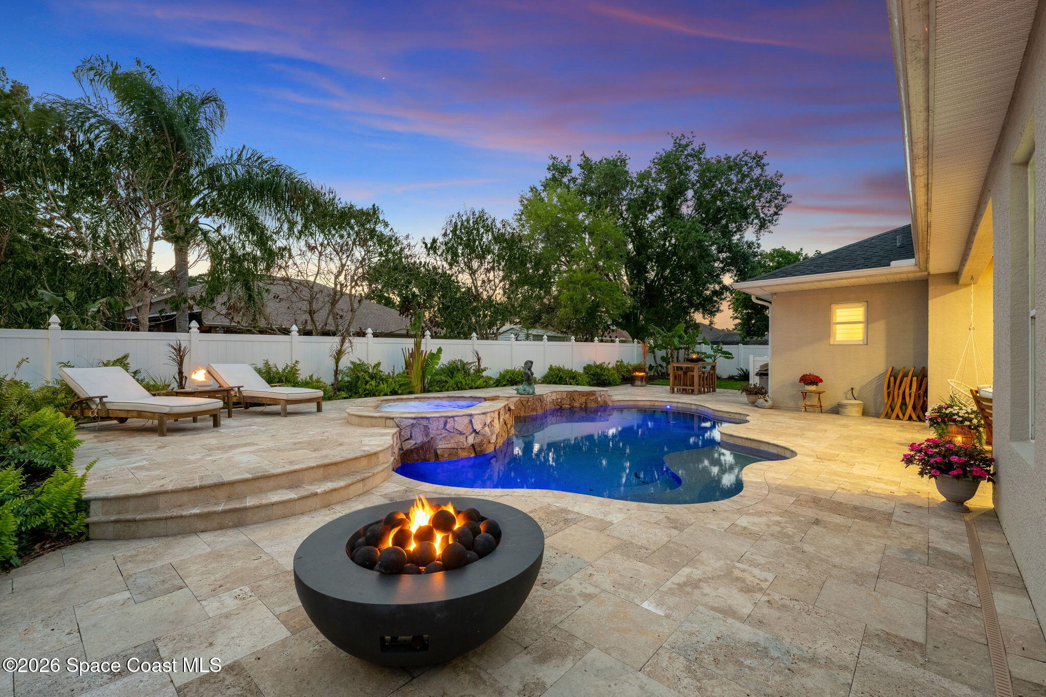 1146 Stockbridge Way