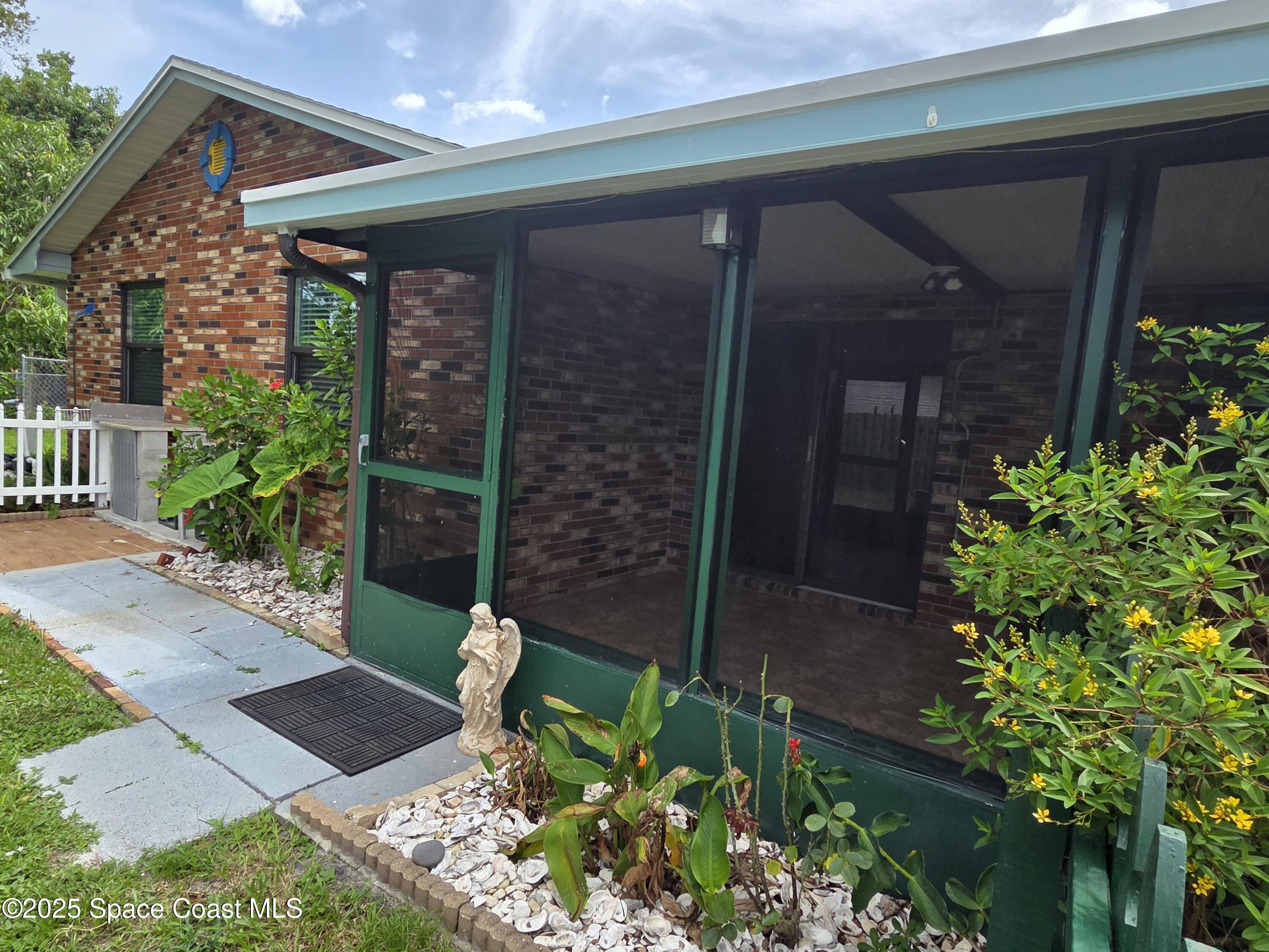 744 John Carroll Lane