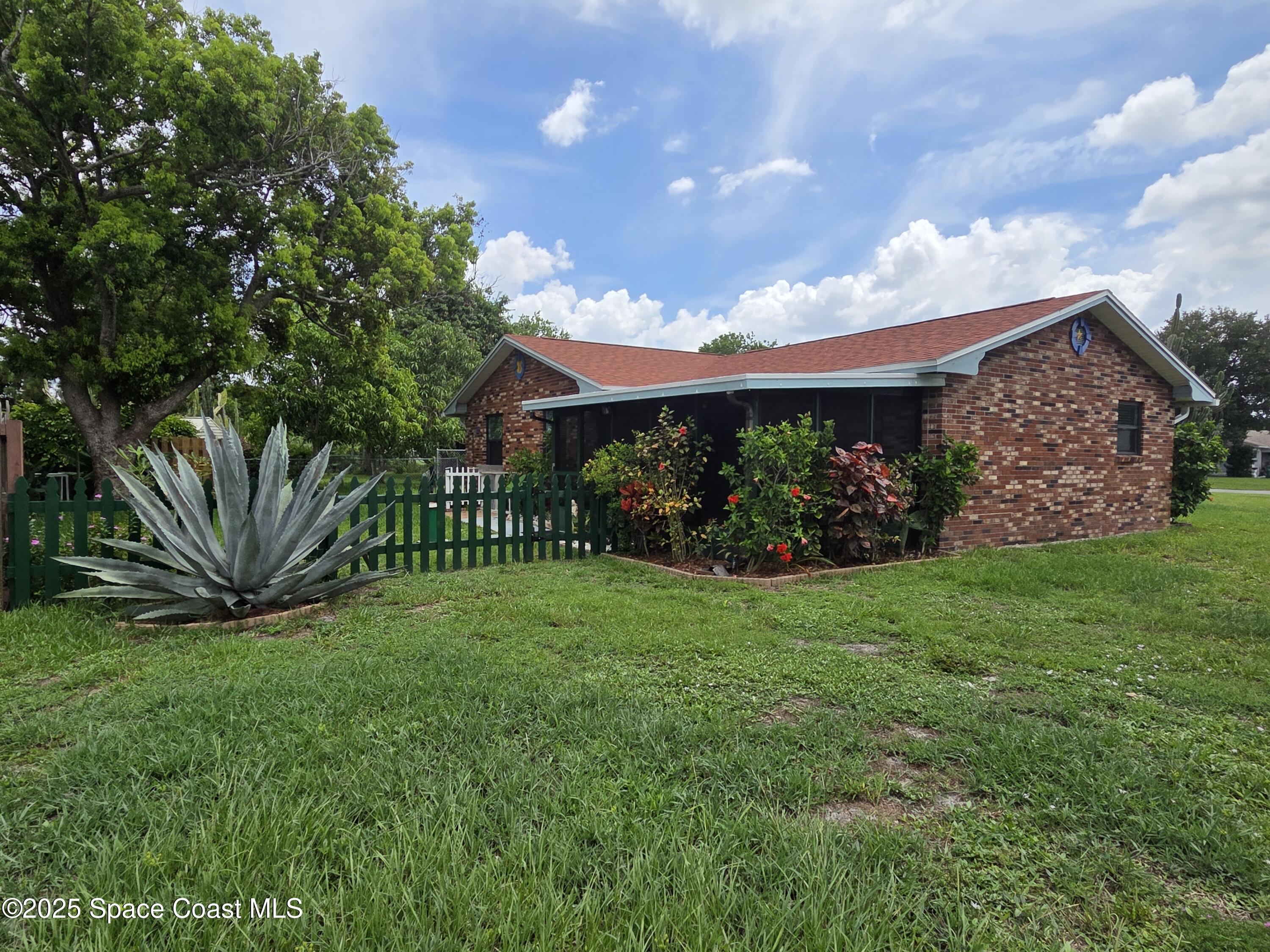 744 John Carroll Lane