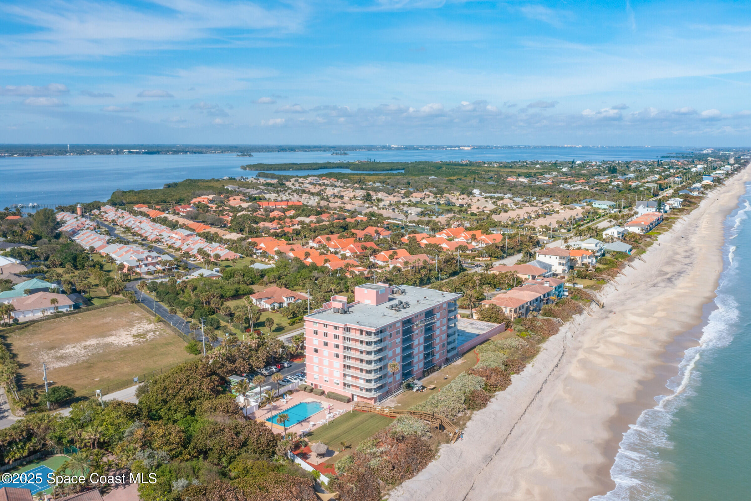 5635 Highway A1a A701