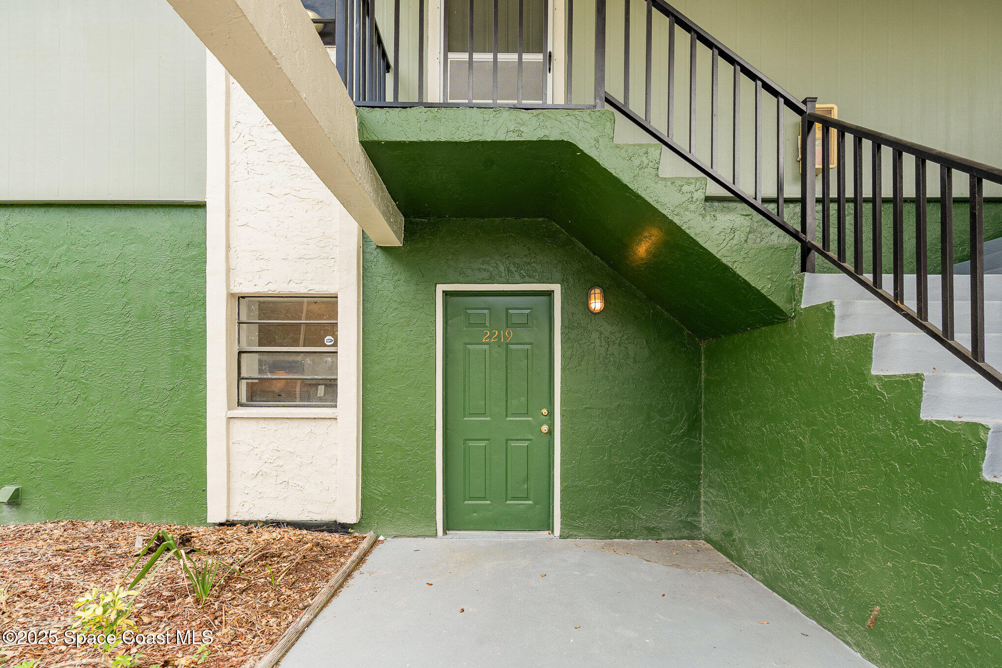 2219 Flower Tree Circle