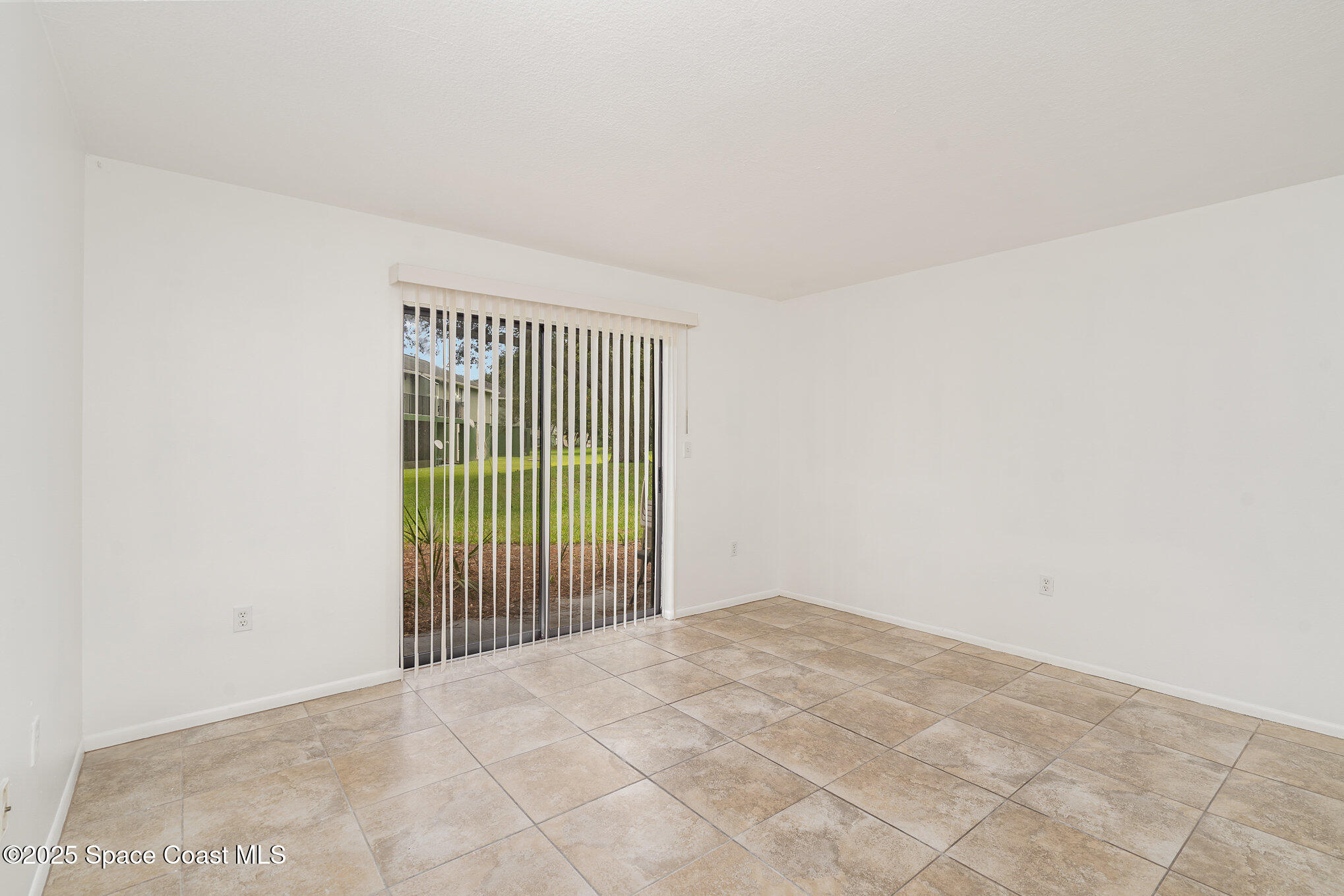 2219 Flower Tree Circle