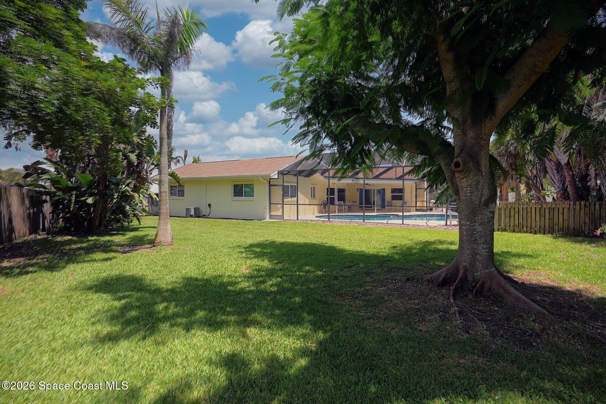 325 Hibiscus Trail