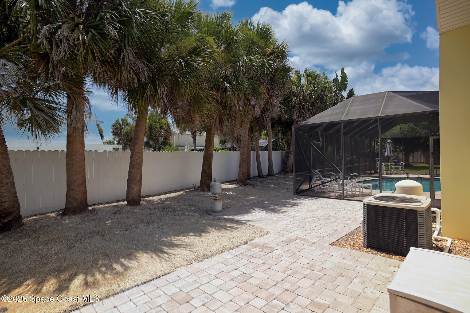 325 Hibiscus Trail