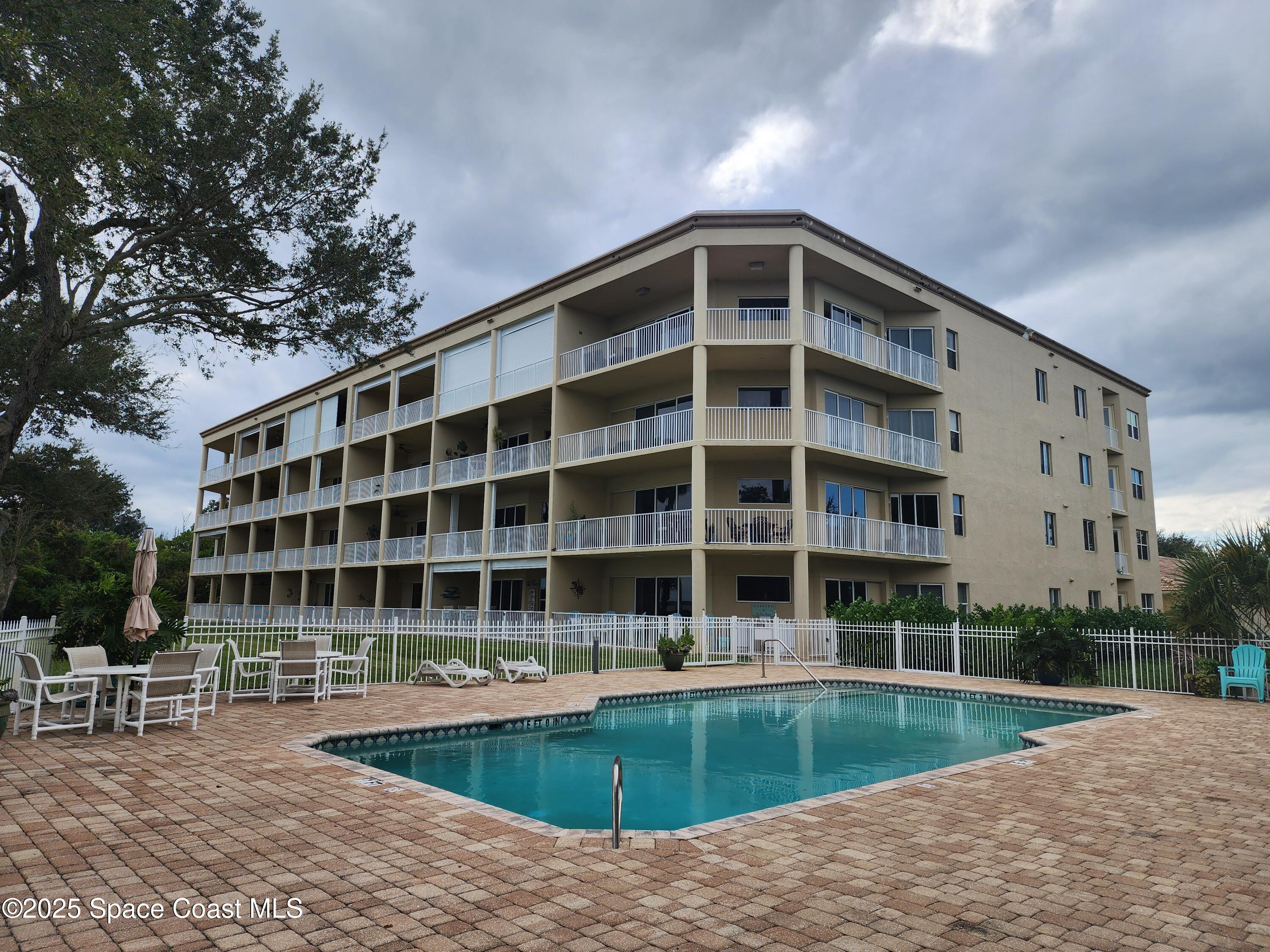 6005 S Highway 1 102