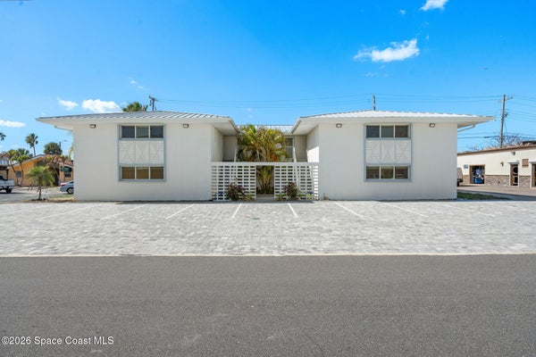210 6TH AVE APT 6, INDIALANTIC, FL 32903 - Image e092e65aff674f1f882f4eae69b36760/557849442