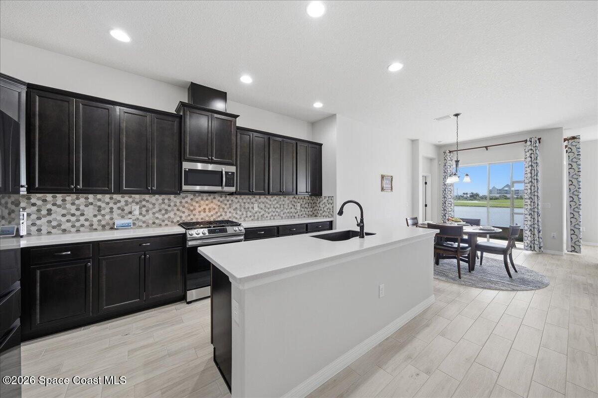 2799 Avalonia Drive