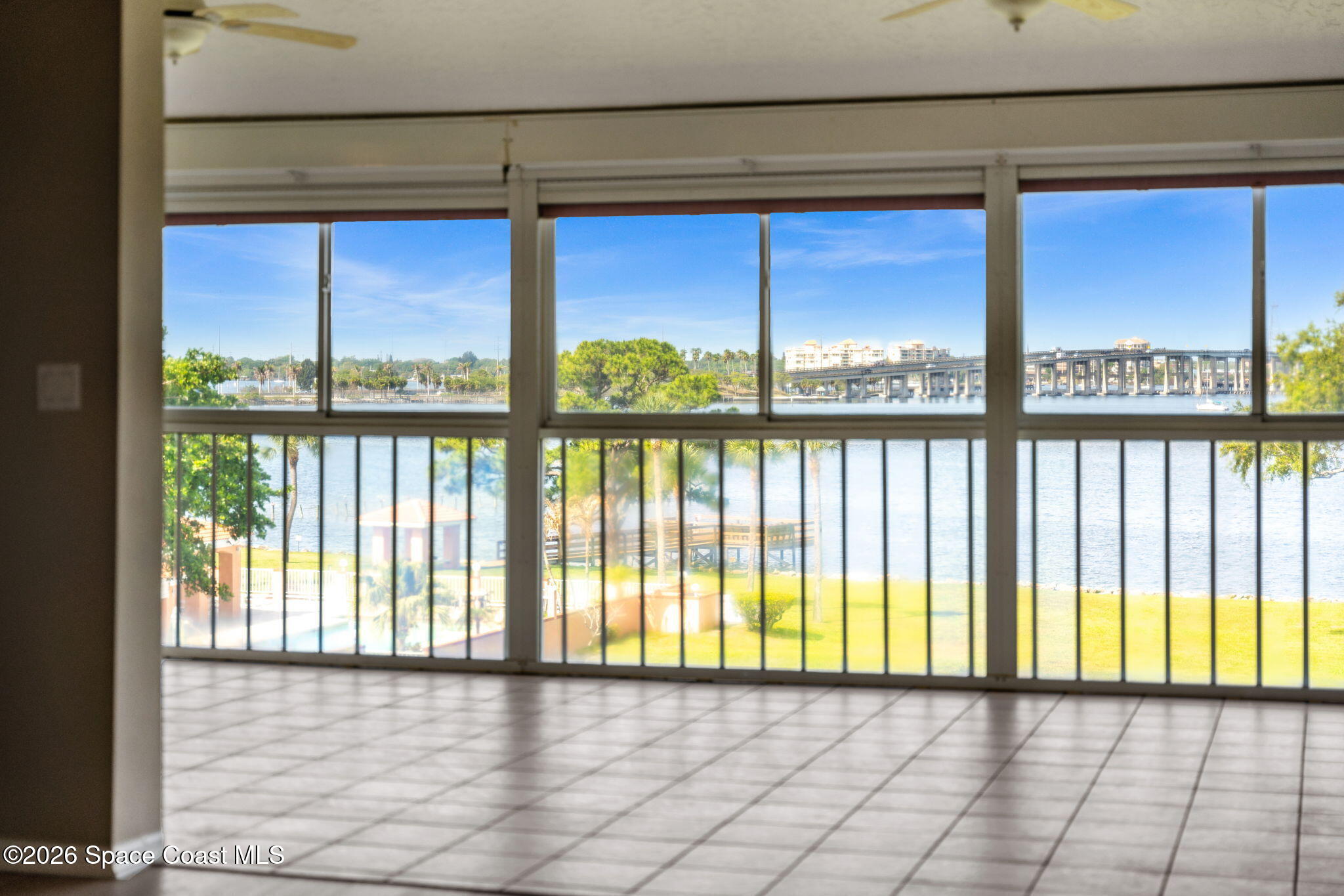 343 N Tropical Trail 404