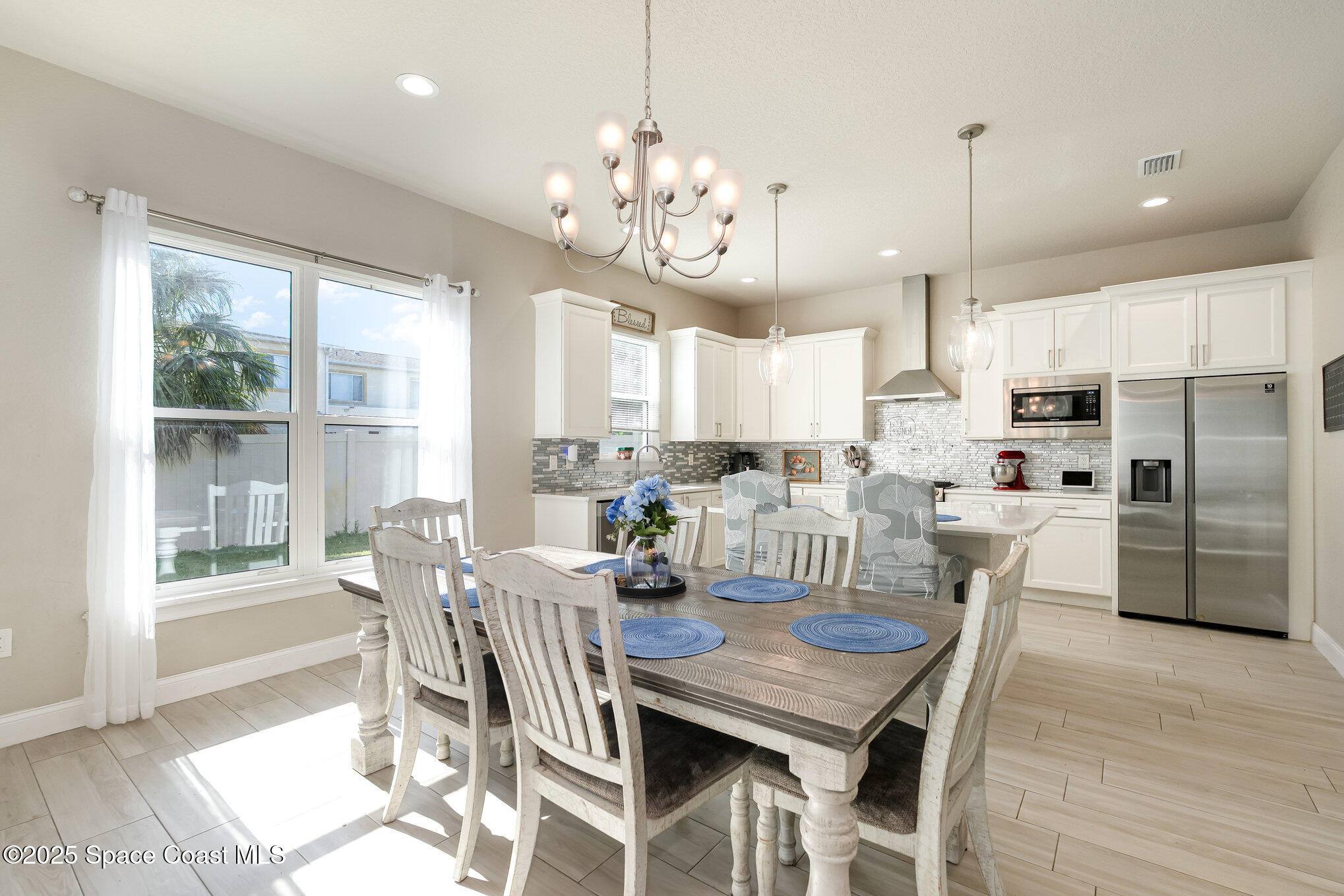 4065 Negal Circle