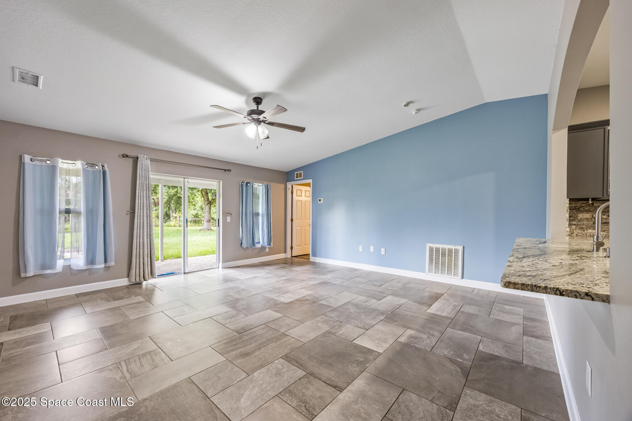 1111 Whisper Road SE
