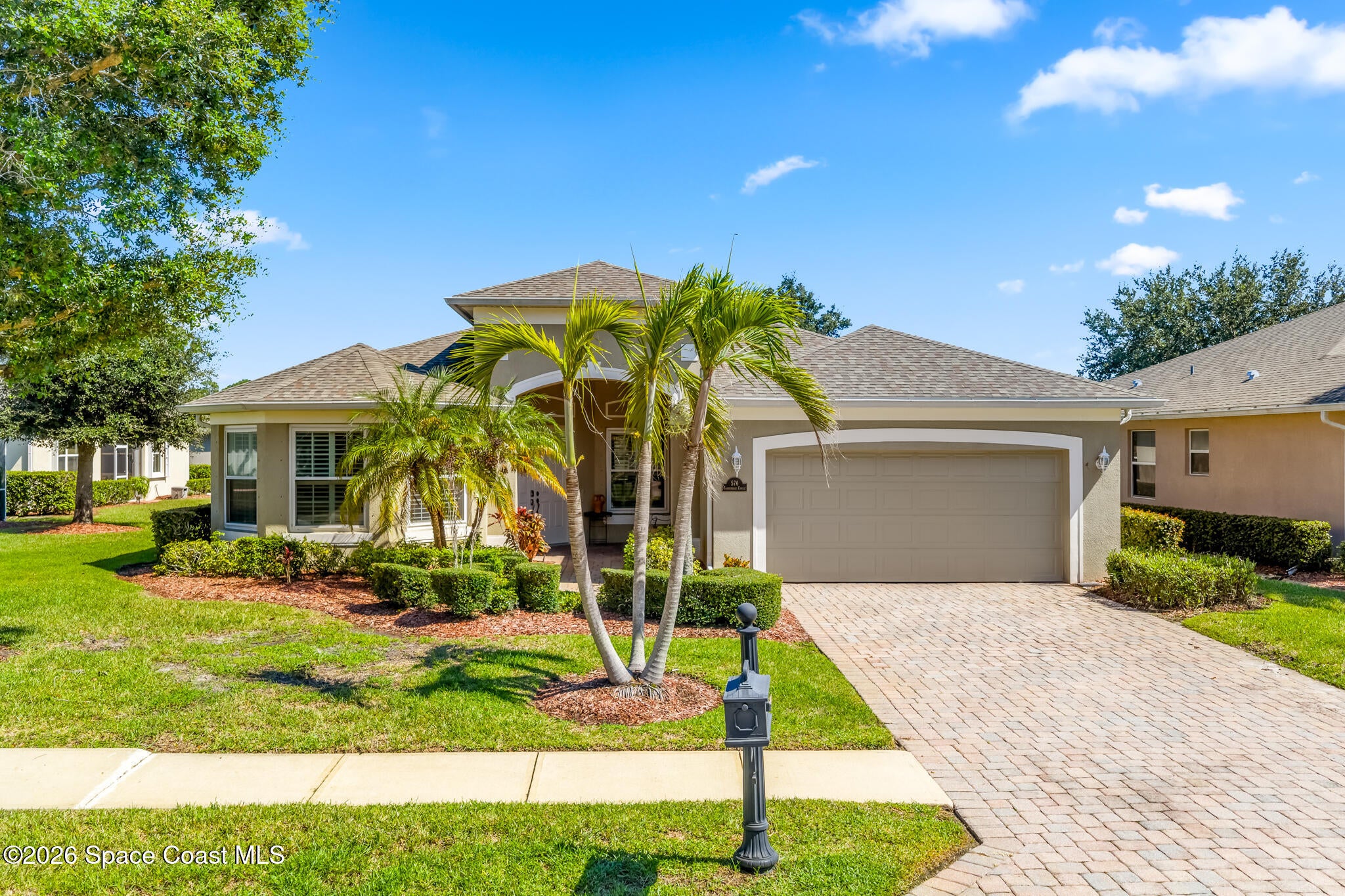 576 Gardendale Circle SE