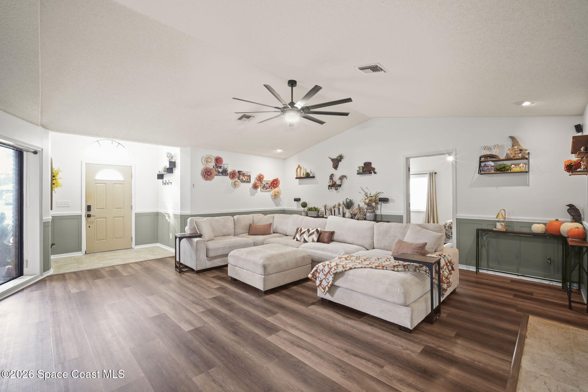 1467 Country Club Drive NE