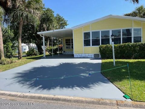 843 Sapodilla Drive Barefoot Bay FL 32976