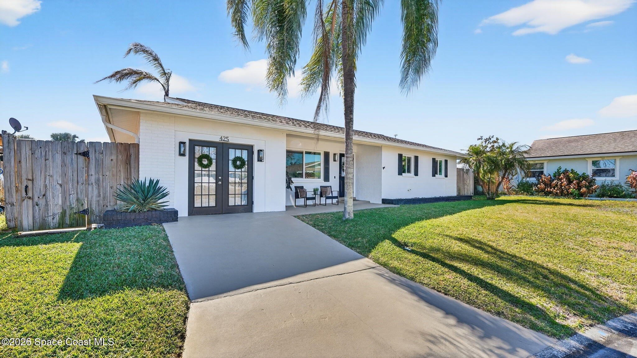 425 Via Valencia Court