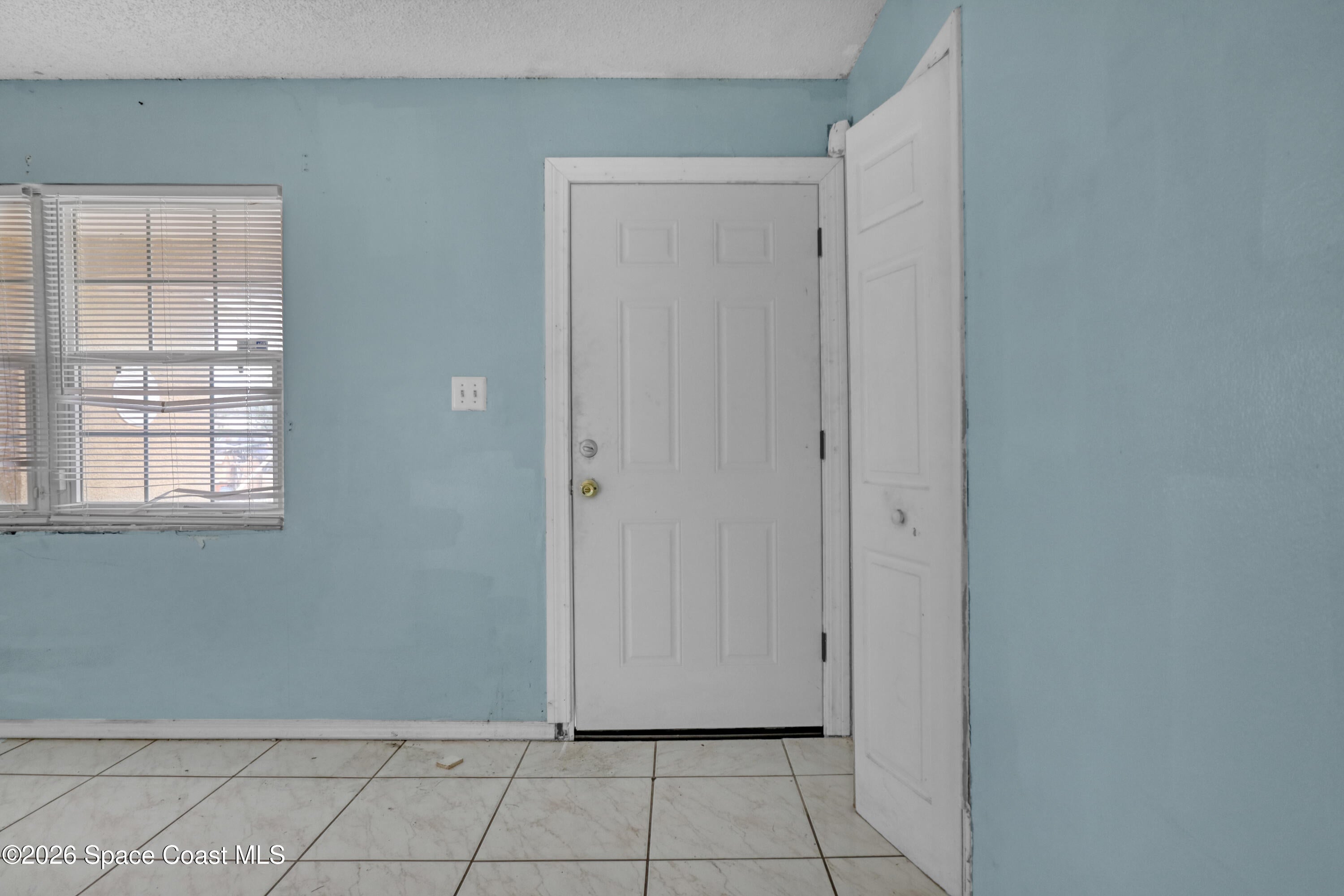 1115 Tarpon Drive