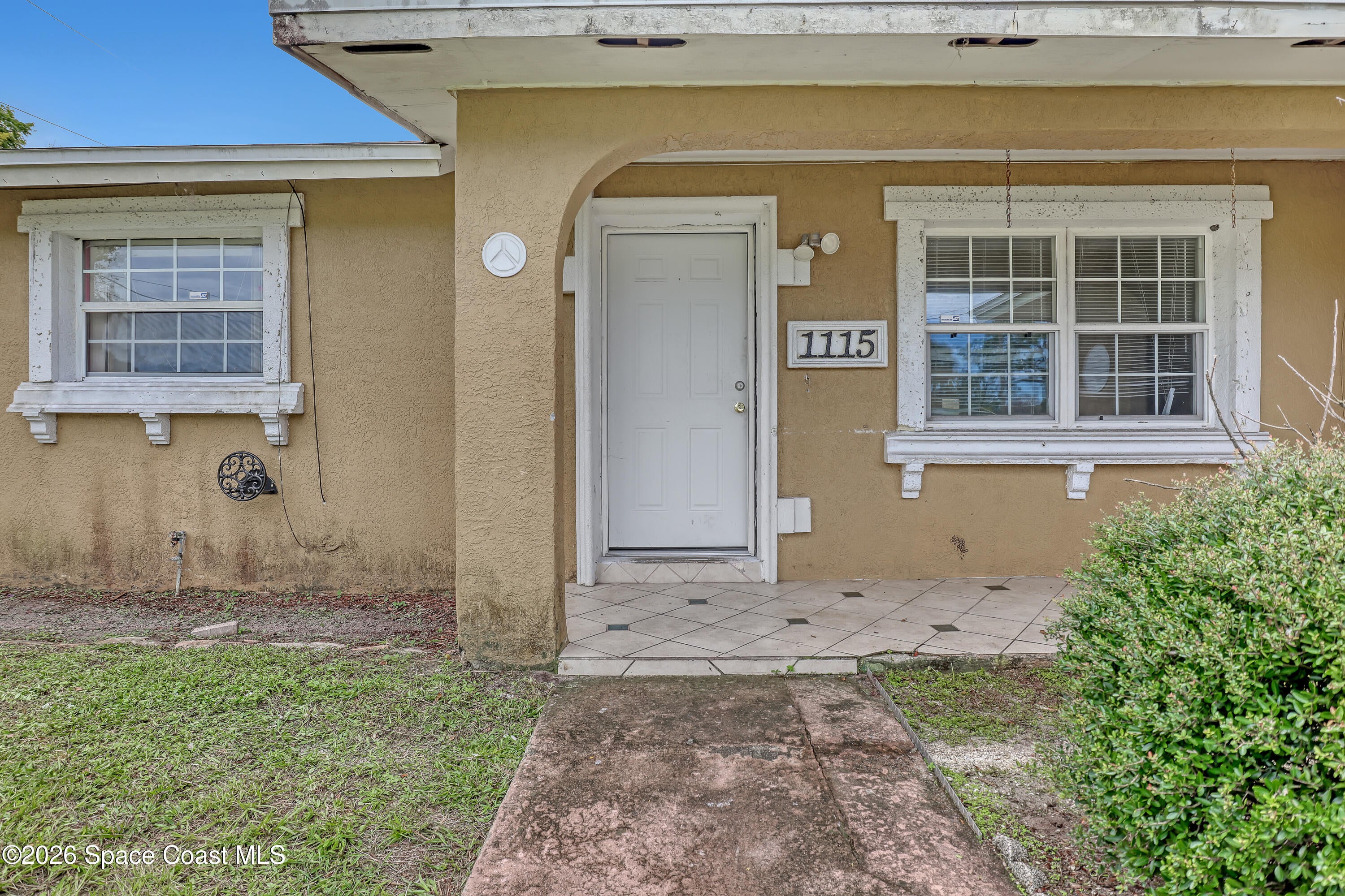 1115 Tarpon Drive