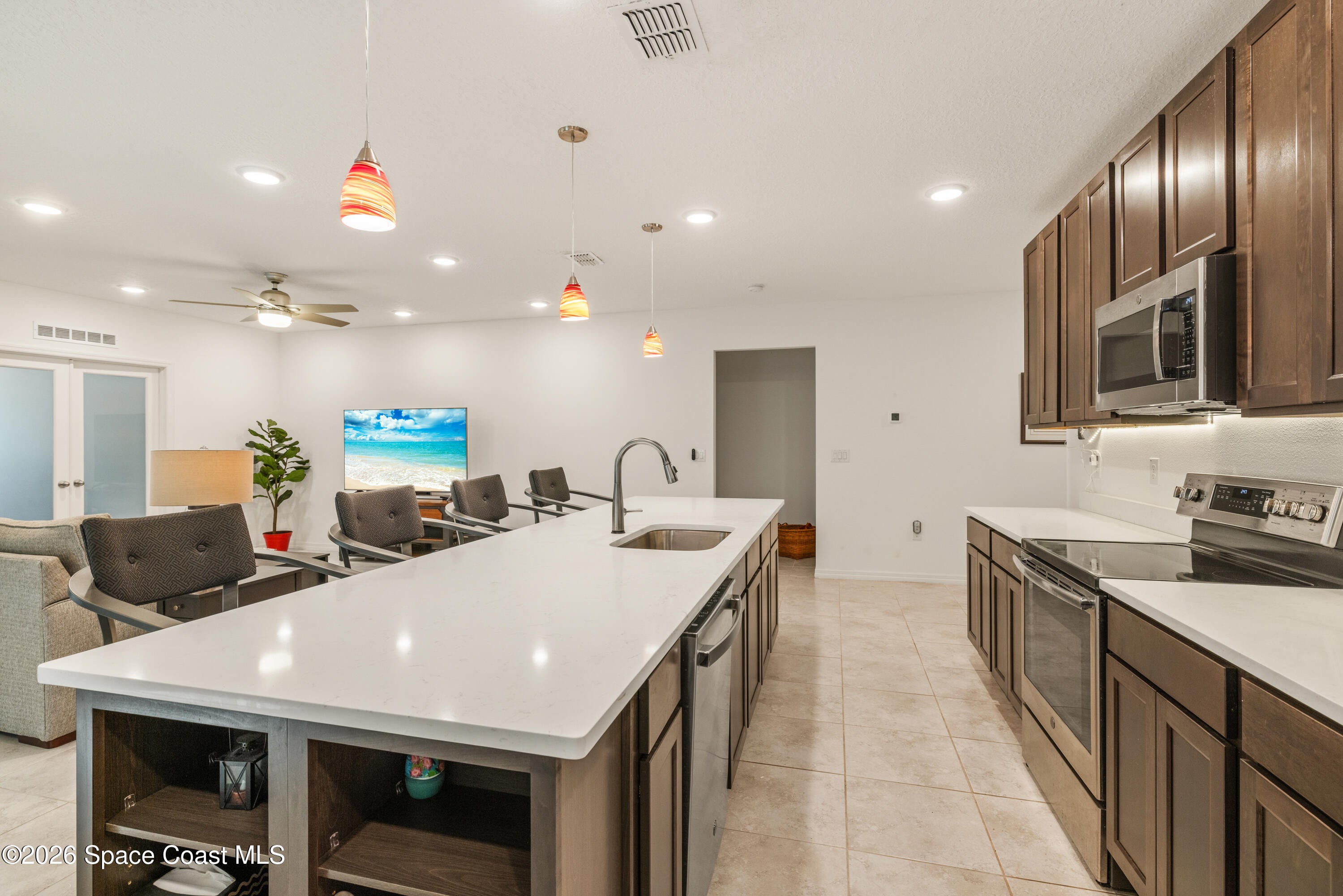 365 Breakwater Terrace