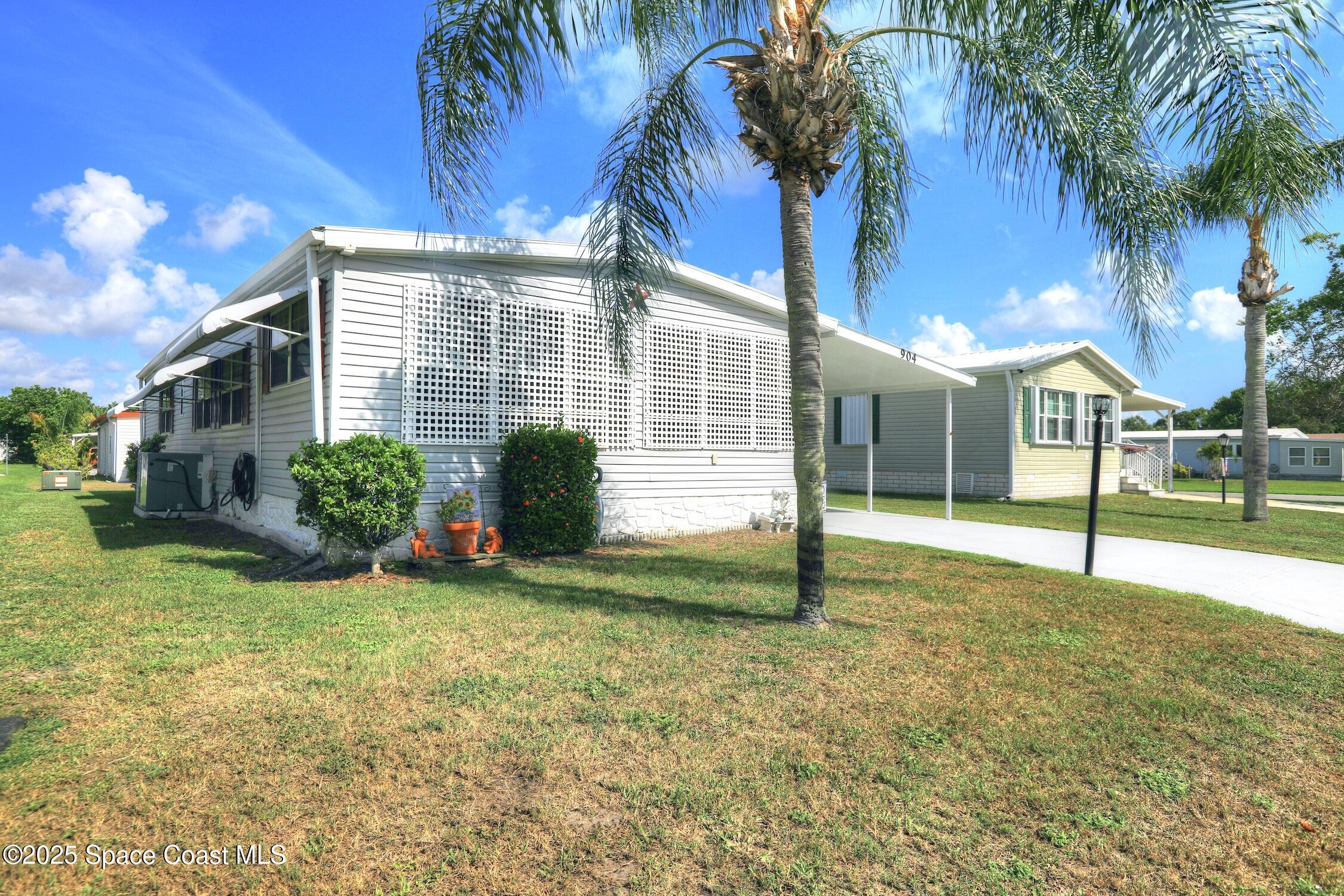904 Thrush Circle