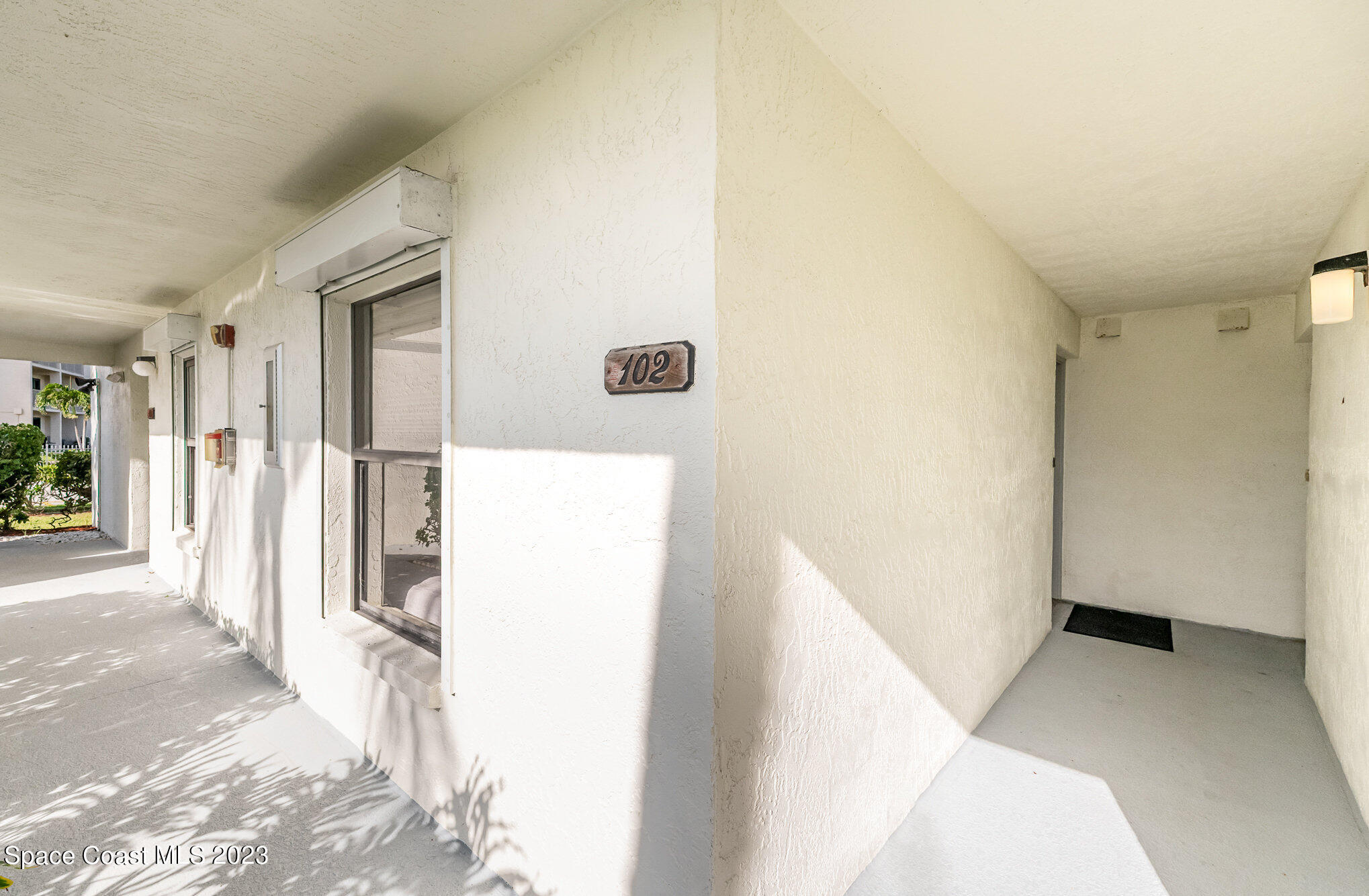 7400 Ridgewood Avenue 102