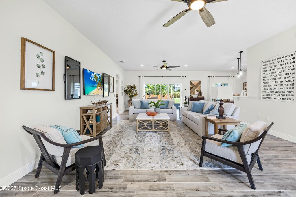 Photo of 1019 Wing Road SW, Palm Bay, FL 32908 (MLS # 1057288)