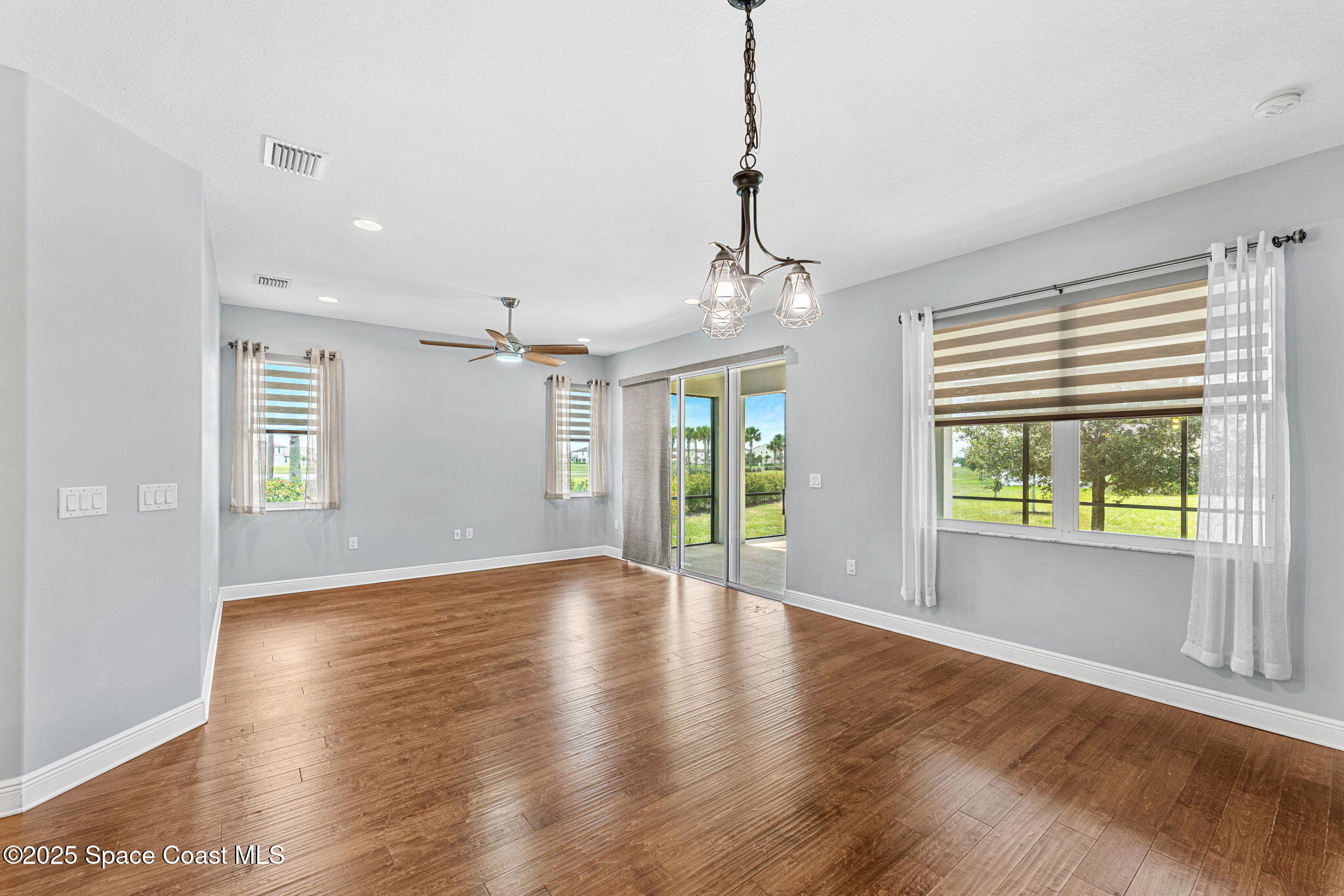 2607 Spur Drive