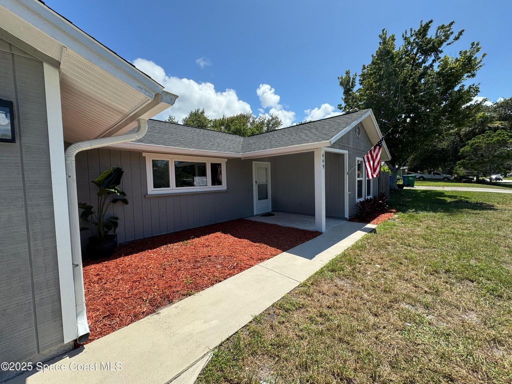 Photo of 669 Vocelle Avenue, Sebastian, FL 32958 (MLS # 1055851)