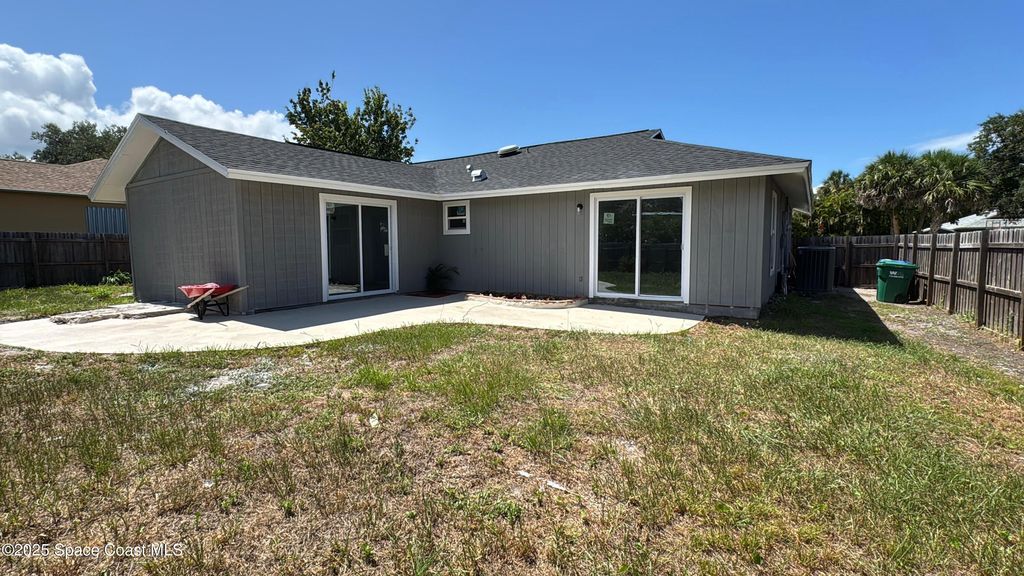Photo of 669 Vocelle Avenue, Sebastian, FL 32958 (MLS # 1055851)