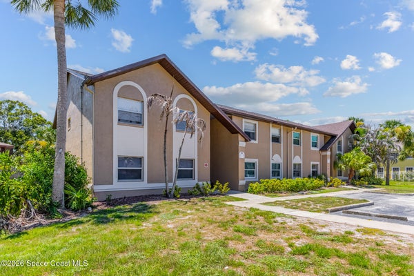 275 SPRING DR APT 4, MERRITT ISLAND, FL 32953 - Image e235429905edba3c8fe48da7a7ac6407/3410614520