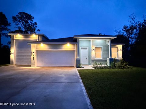 105 Delia Avenue NW Palm Bay FL 32907