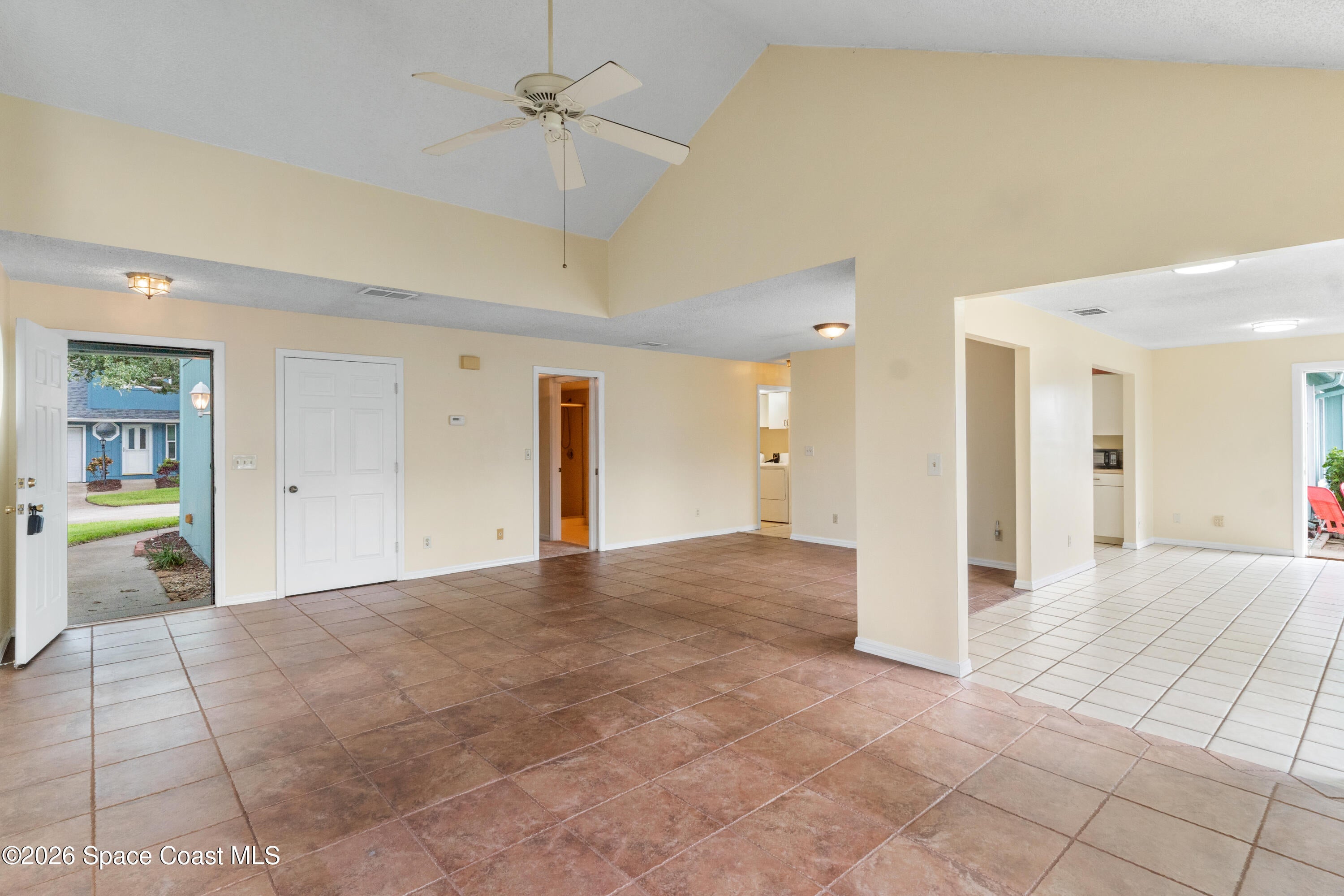 6205 N River Run Drive 6205