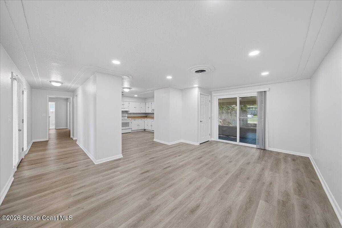 3613 Sunny Drive