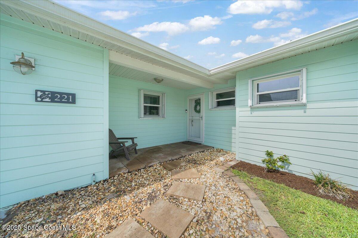 221 Timpoochee Drive