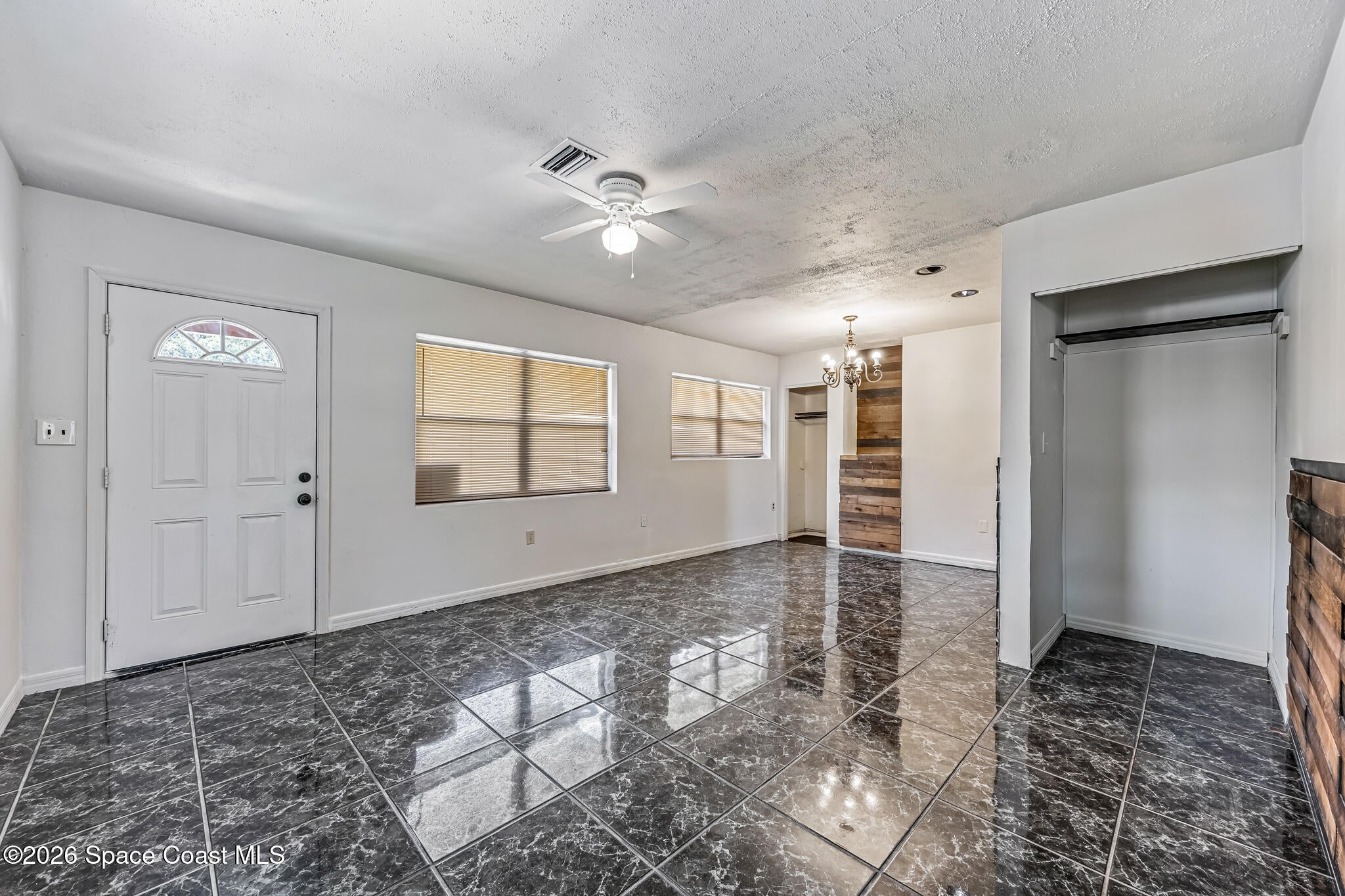 2244 Post Road