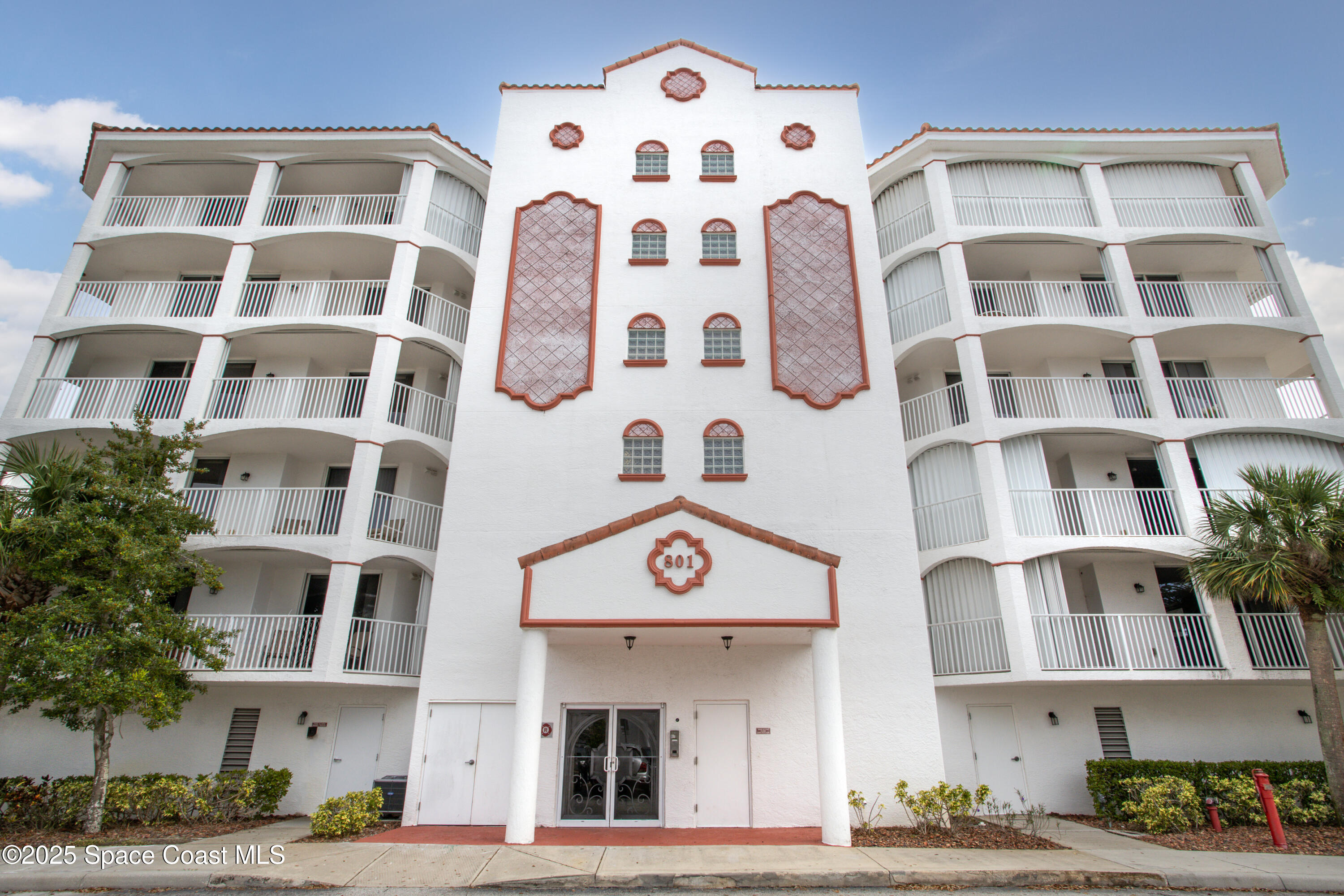 801 Del Rio Way 404