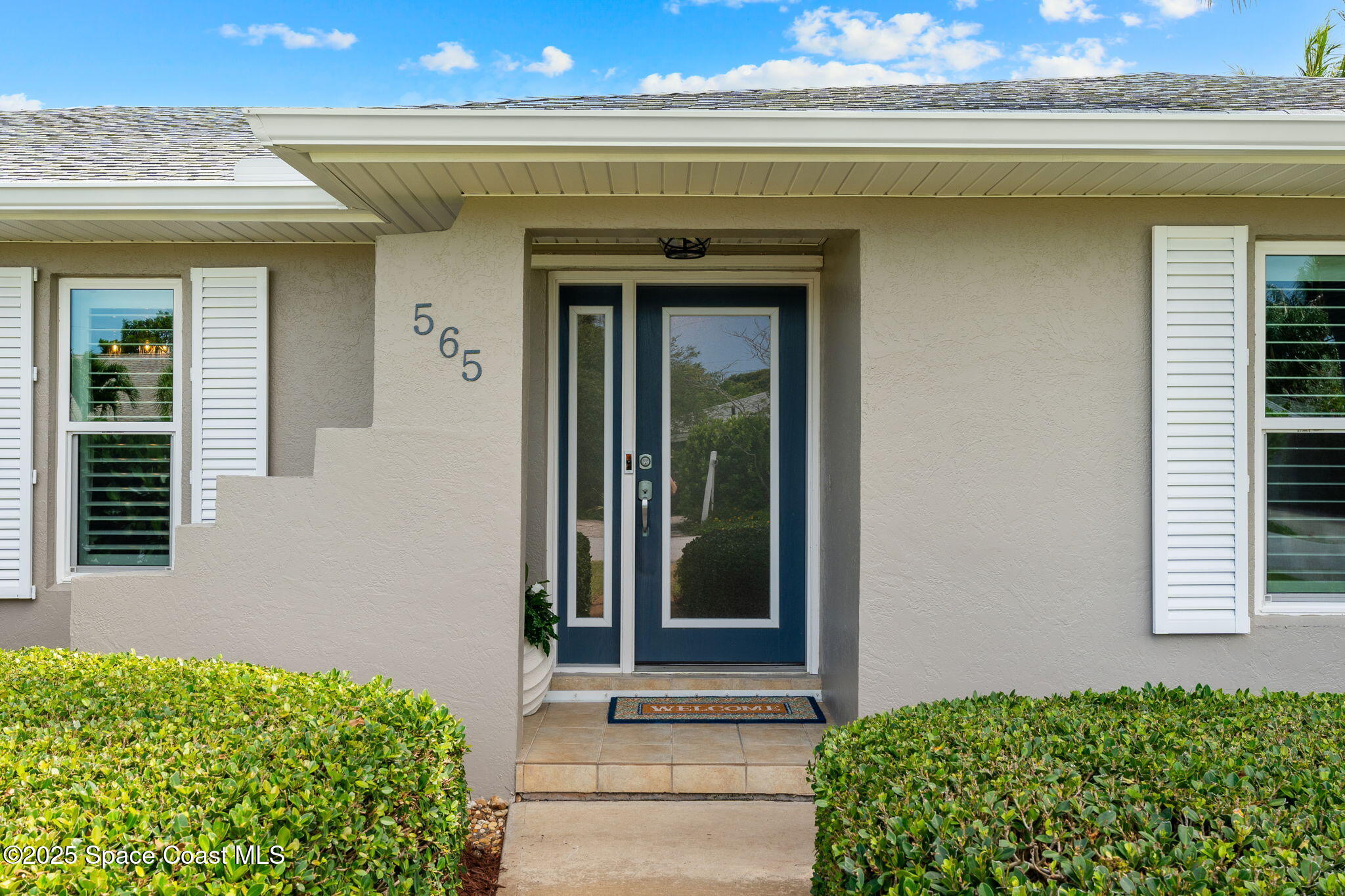 565 Solitaire Palm Drive