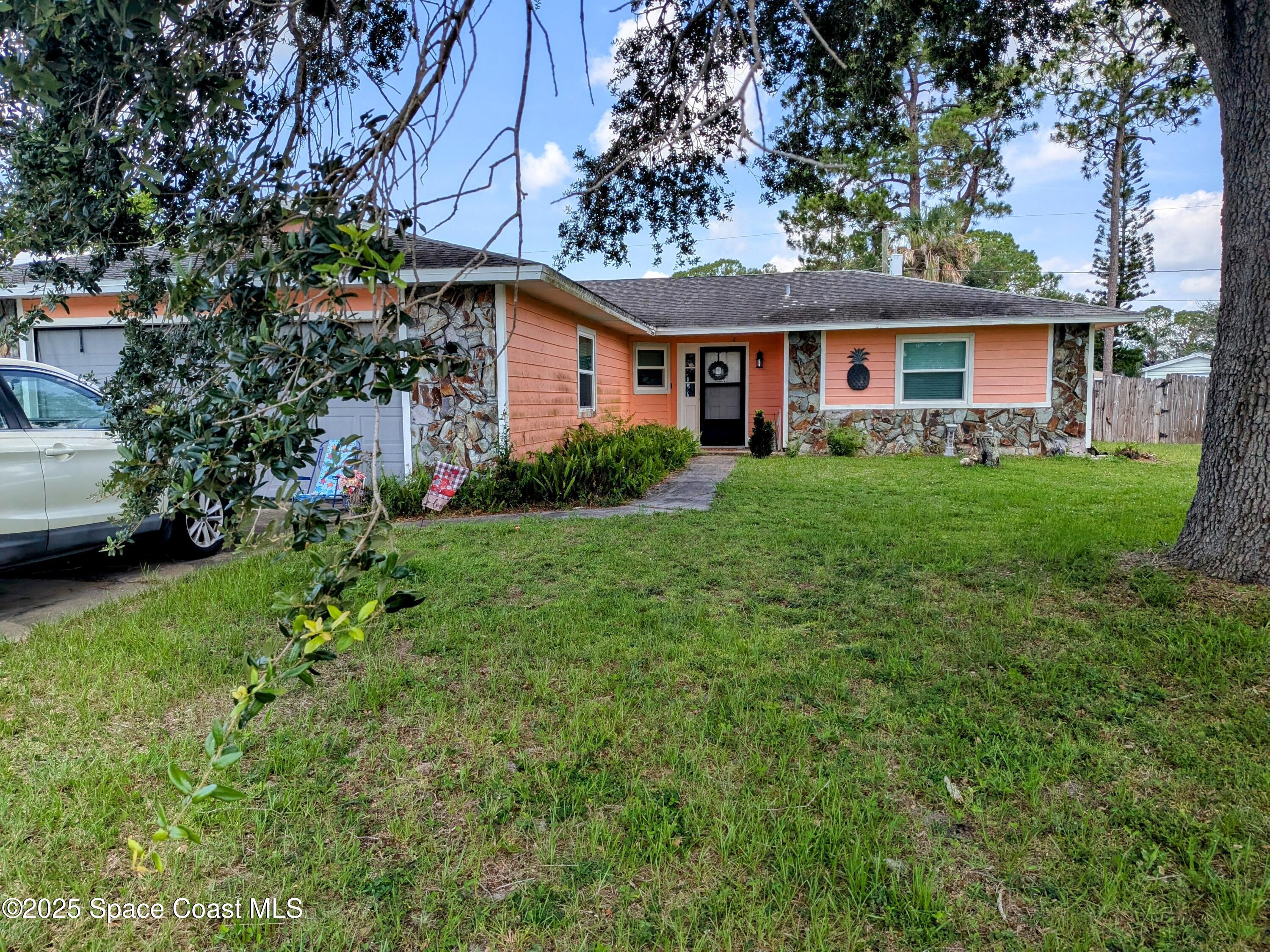 598 Consolata Avenue NW