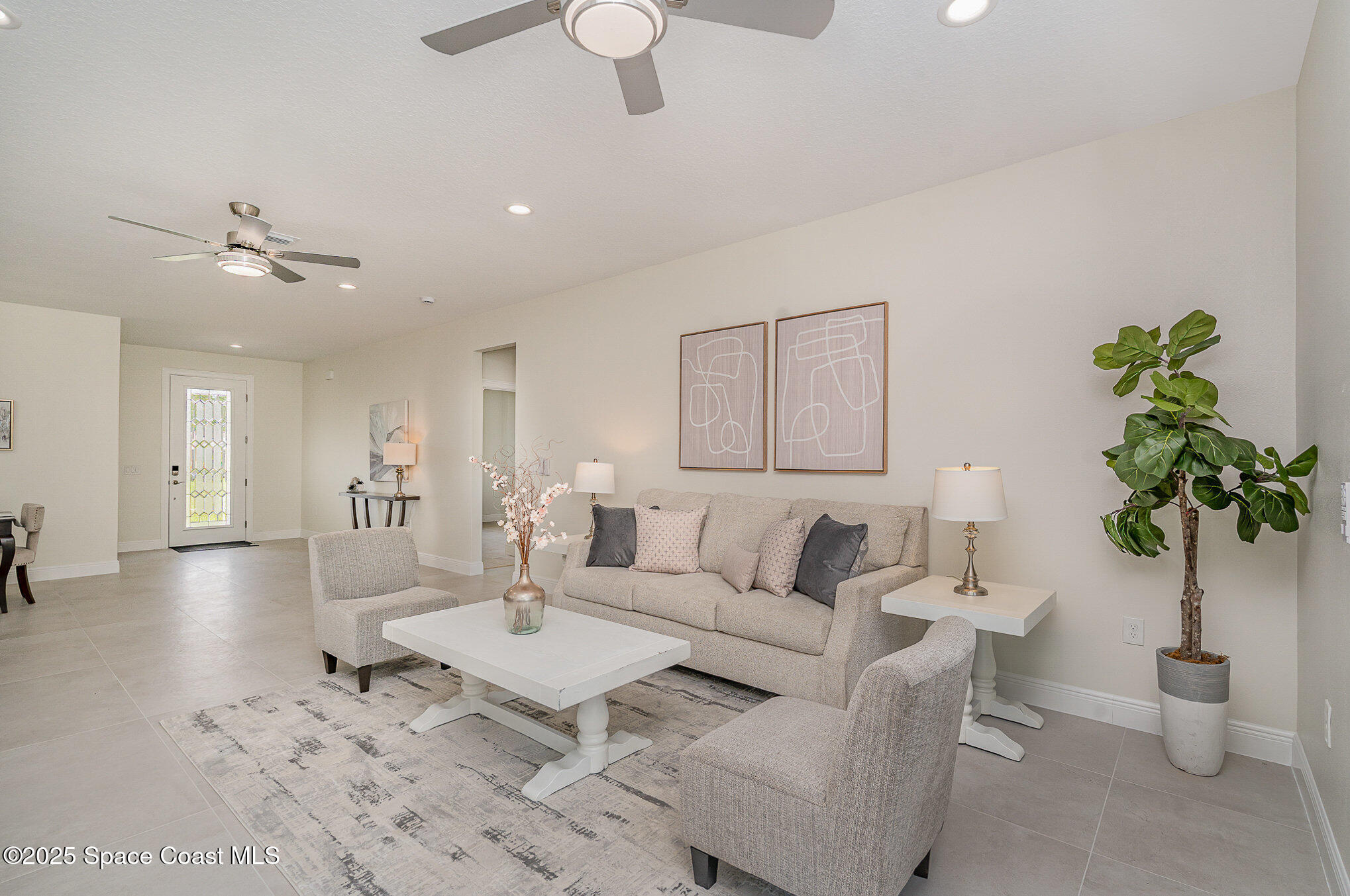 942 Toluca Street SE 1