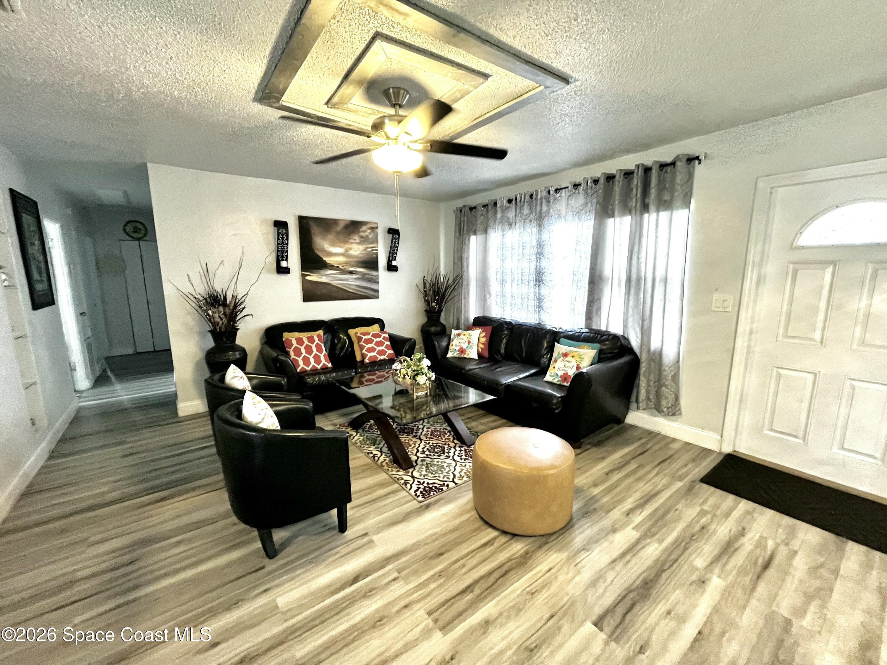 2000 Sarno Road