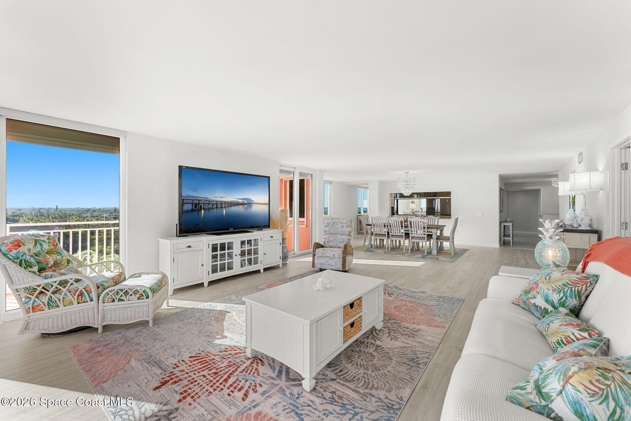 5635 S Highway A1a A704