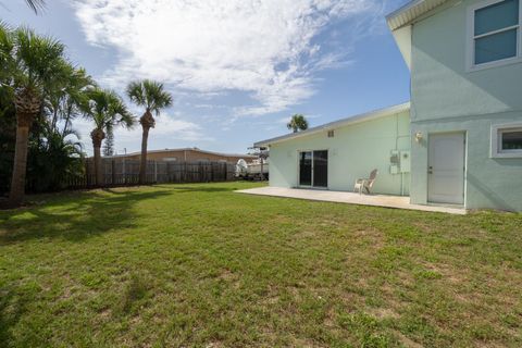 Single Family Residence in Indian Harbour Beach FL 116 Atlantic Boulevard 49.jpg