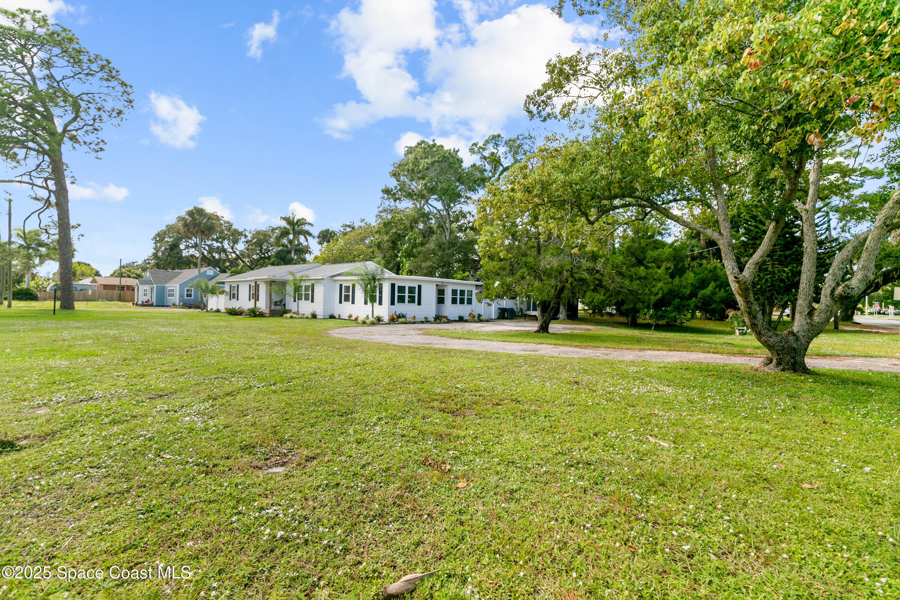 1208 Indian River Avenue